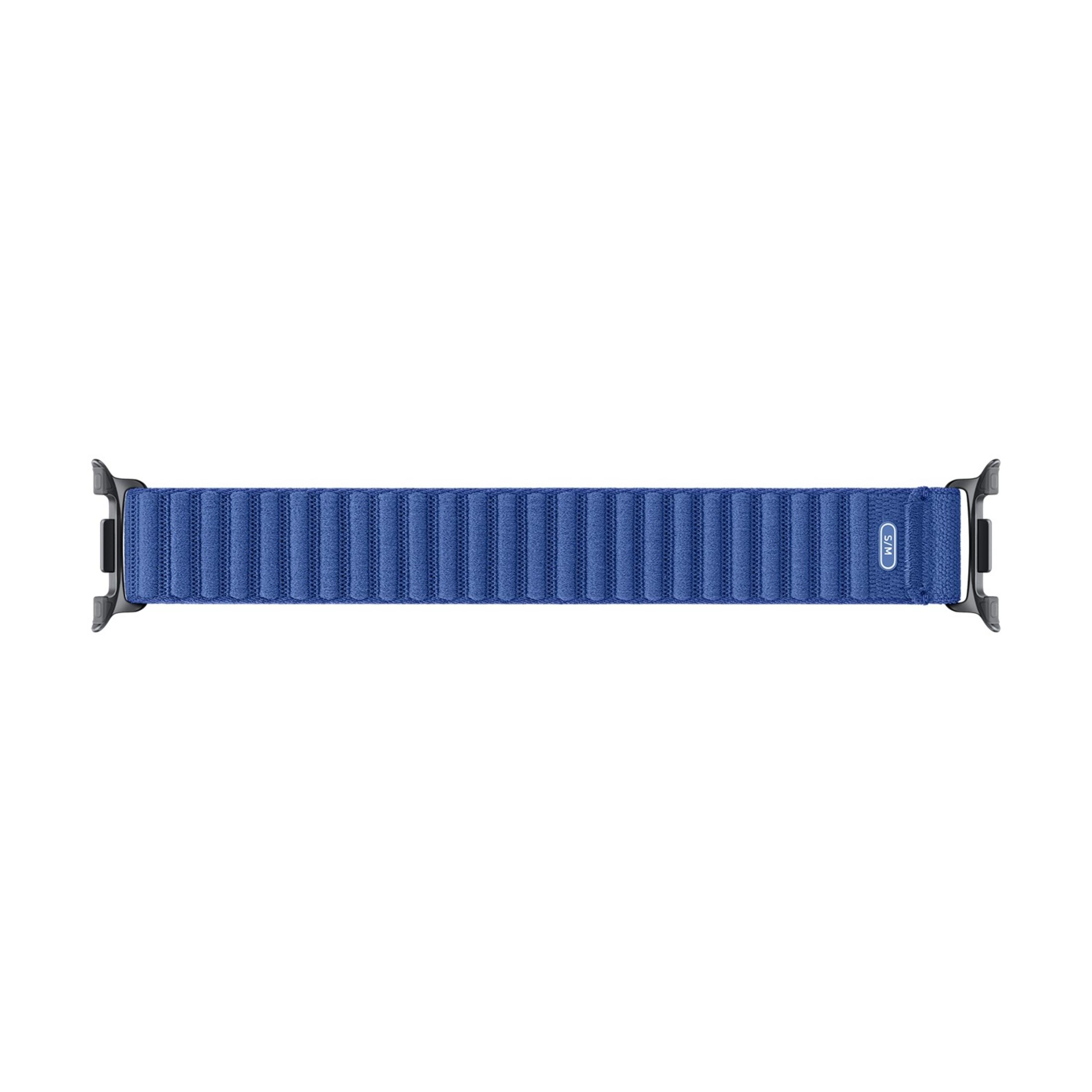 Una correa azul para Apple Watch con crestas verticales y marca S/M.