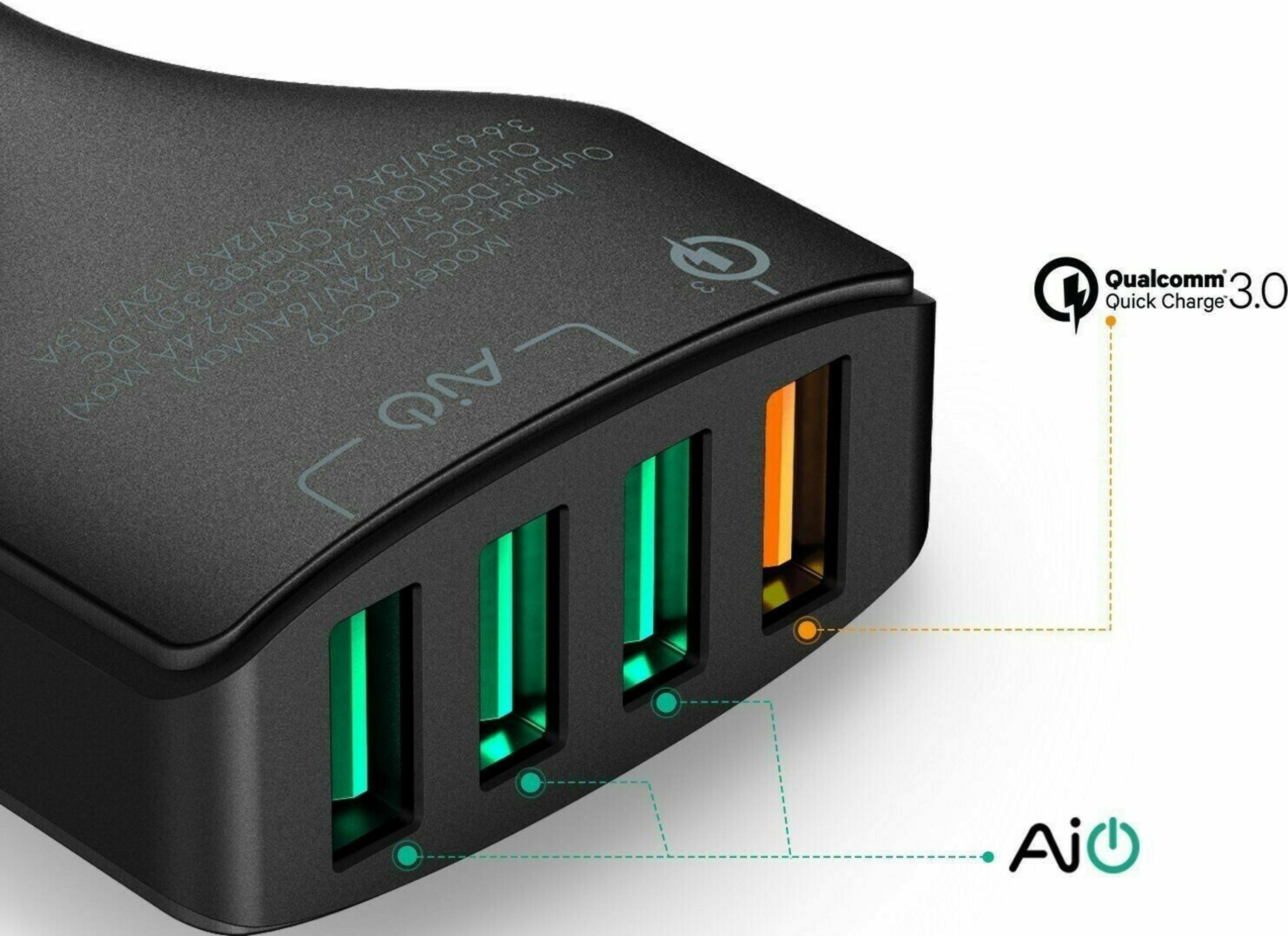 Schwarzer USB-Ladegerät mit vier Anschlüssen, grün und orange leuchtend.