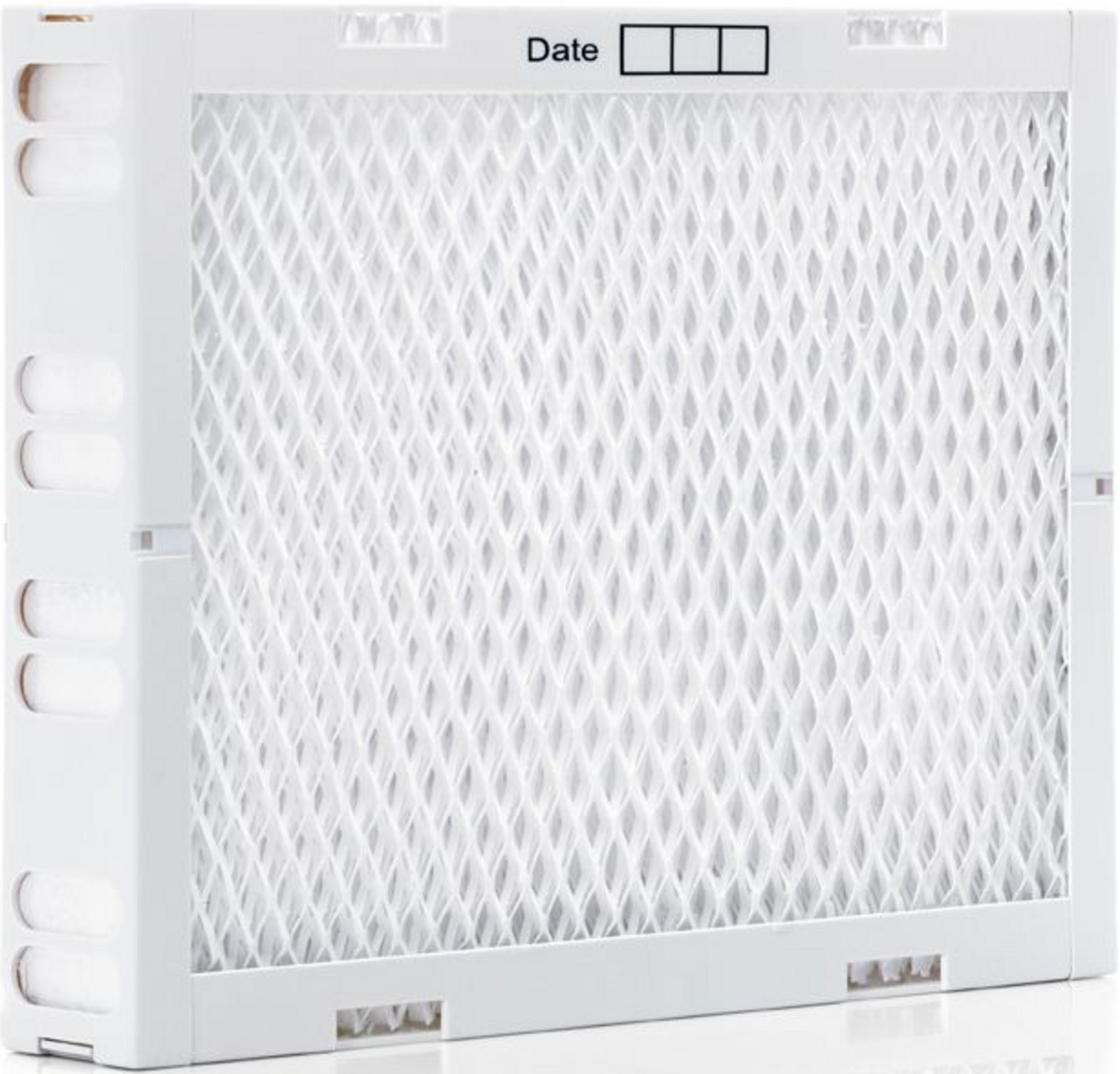 Un filtro dell'aria bianco con motivo a rombi sul davanti e segni di data.