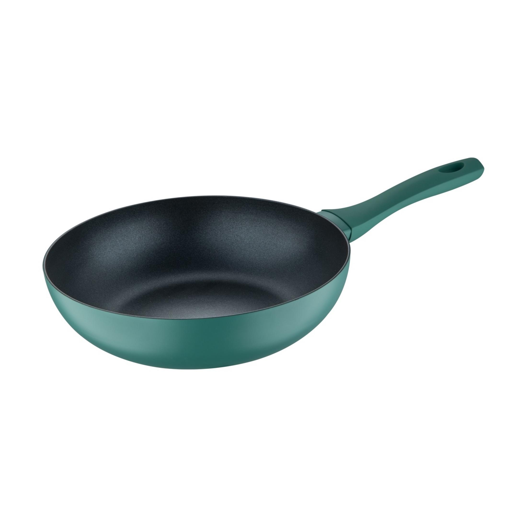 Sartén wok verde con revestimiento antiadherente negro y mango largo.