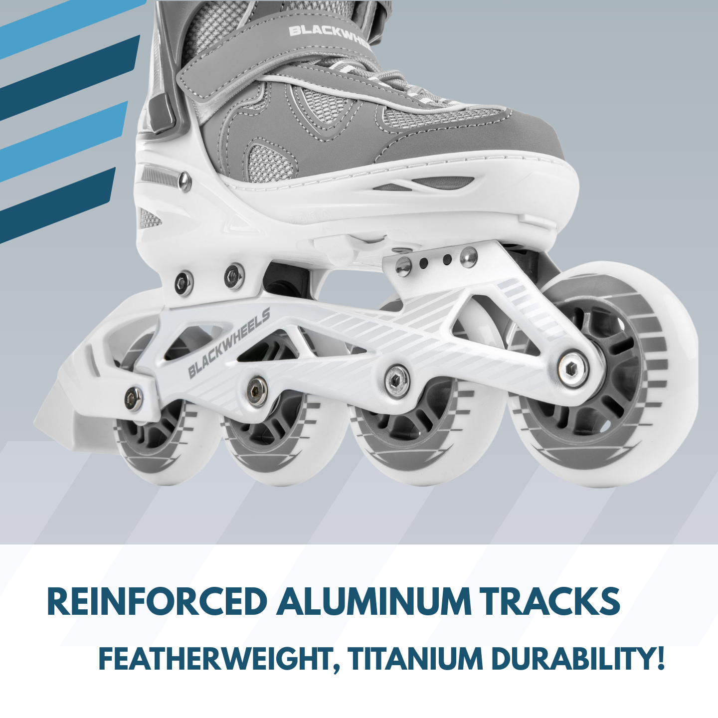 Graue Rollschuhe mit weißen Akzenten und vier Rädern auf einem blauen Hintergrund.