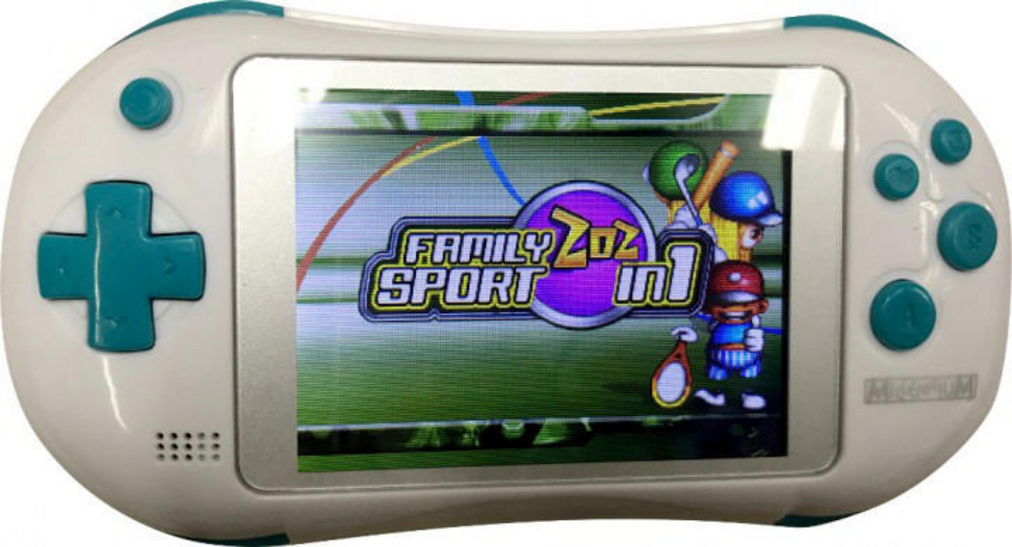 Un dispositivo da gioco portatile bianco con controlli turchesi mostra un gioco con personaggi sportivi.