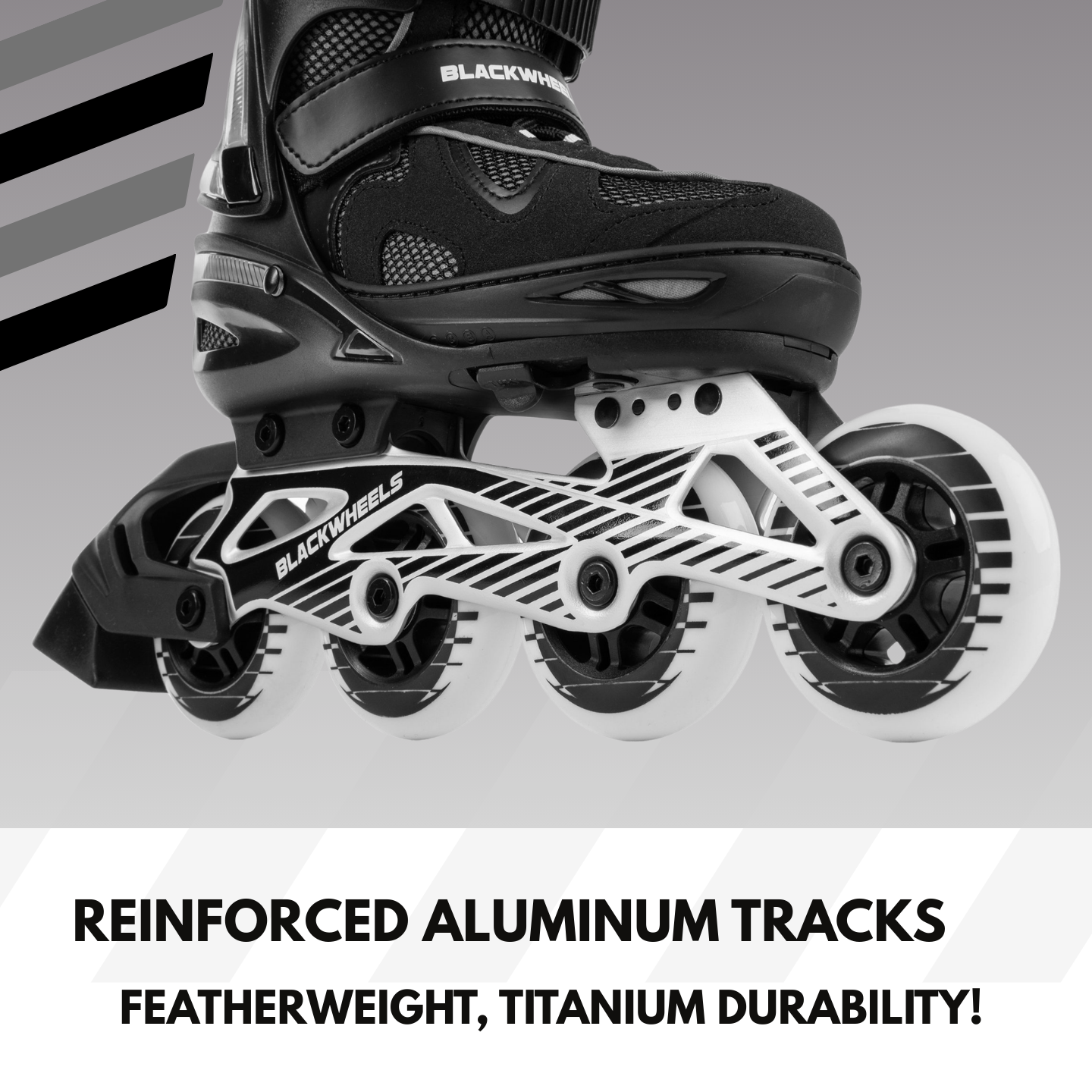 Schwarzer Inlineskate mit weißem Rahmen und weißen Rollen.