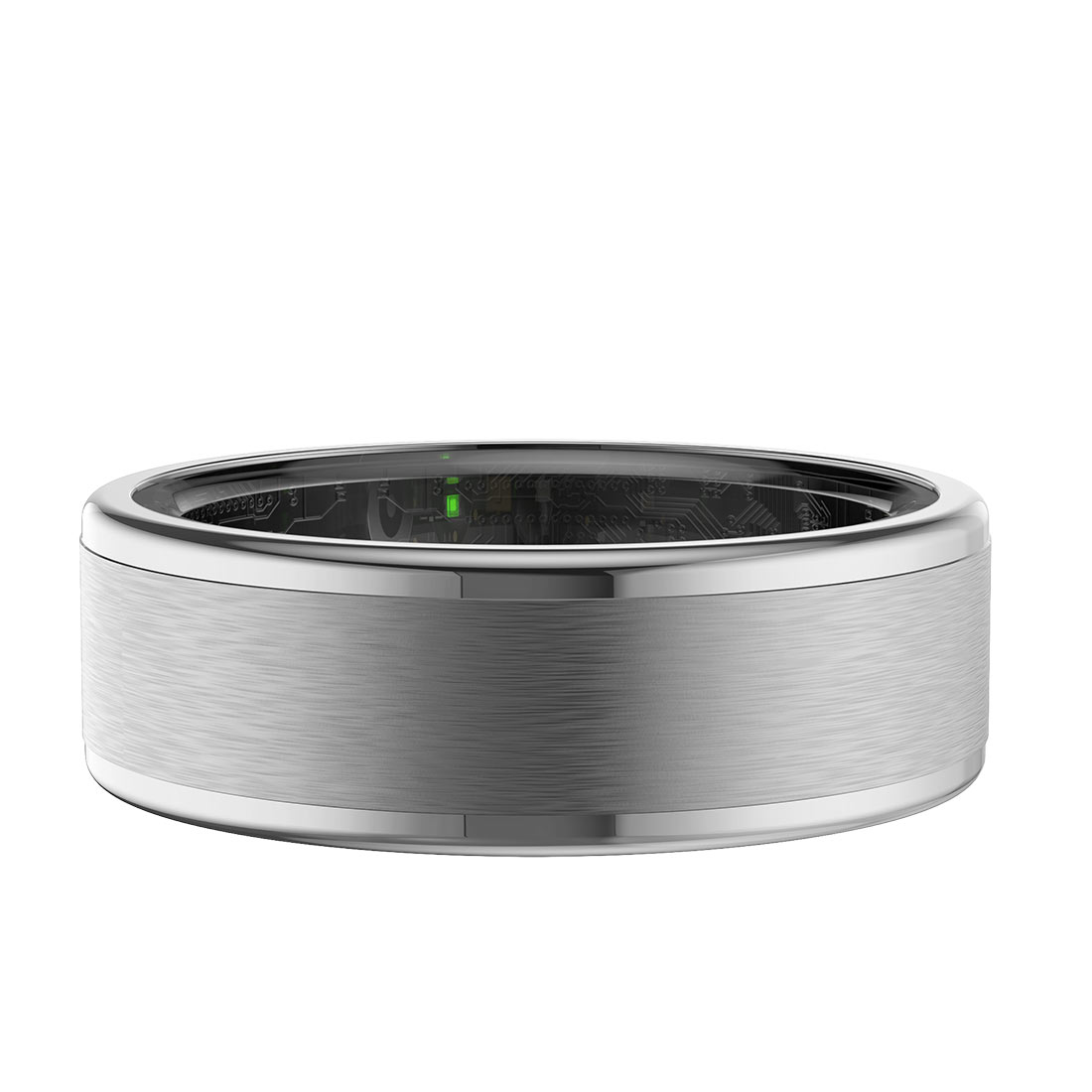 Ein silberner Ring mit gebürsteter Oberfläche und einem kreisförmigen Leiterplattendekor innen.