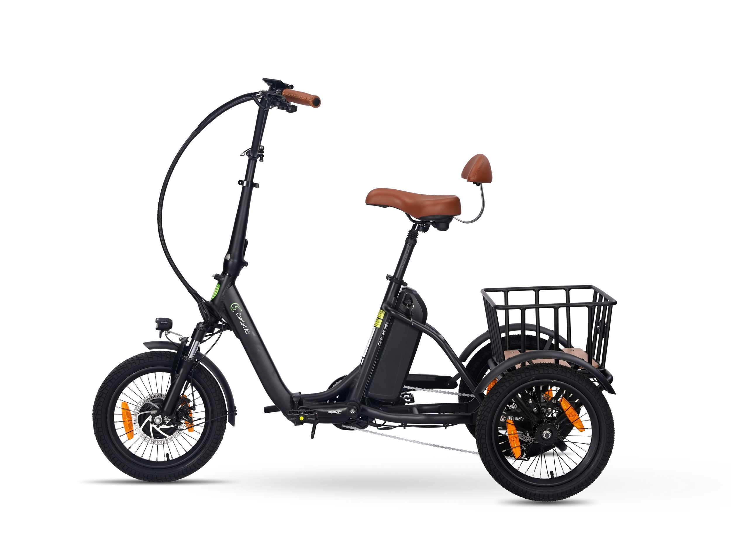 Ein schwarzes Dreirad-Elektrofahrrad mit braunem Sattel und Korb.