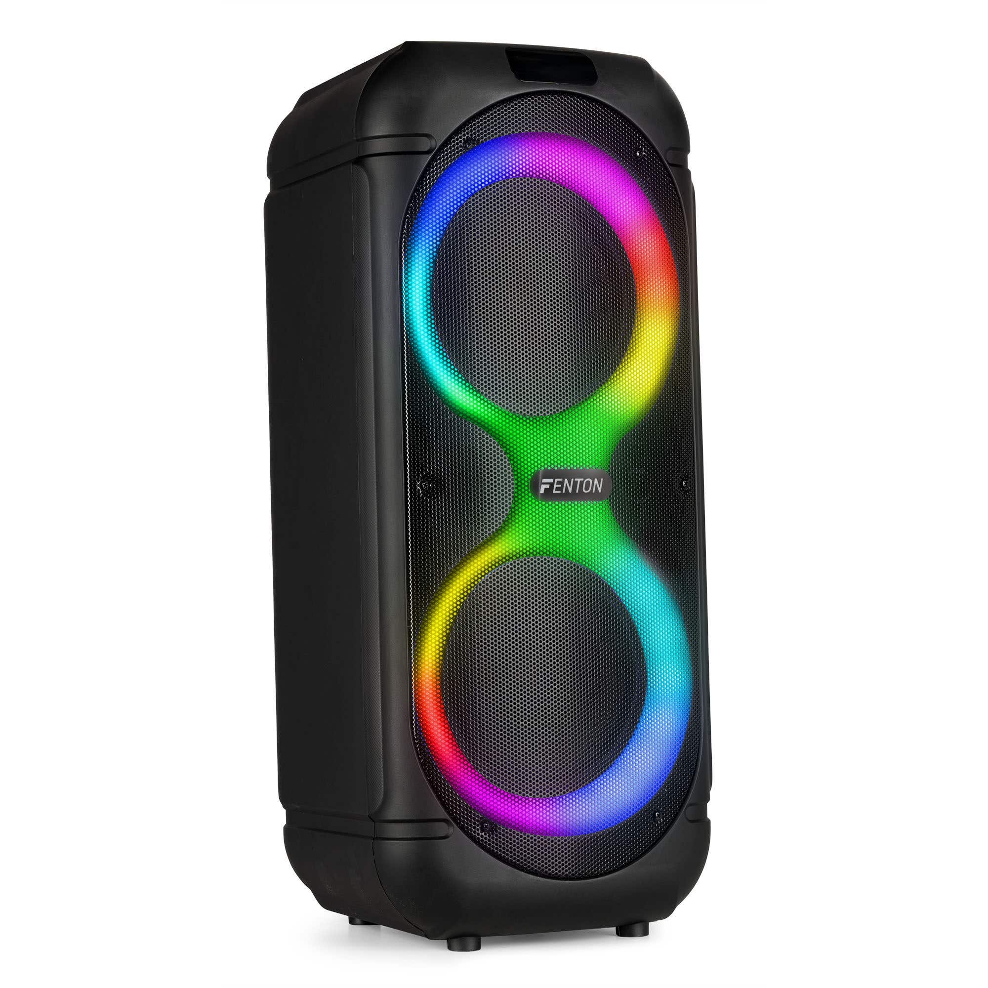 Altavoz negro con dos rejillas y luces de colores en el interior.