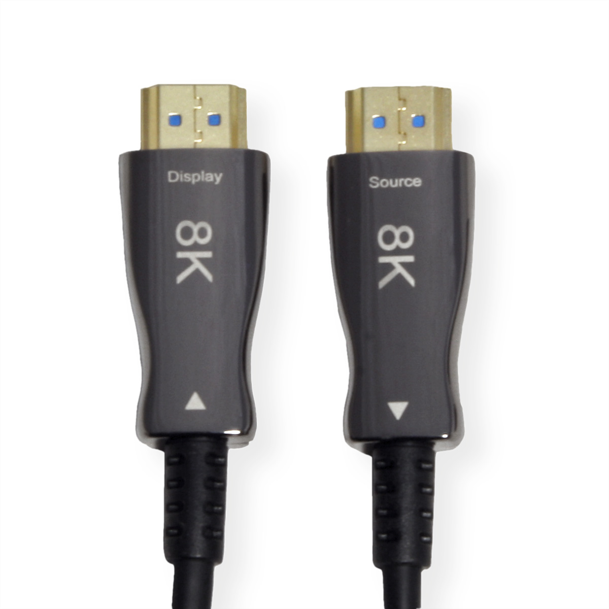 Zwei schwarze HDMI-Kabel mit 8K-Beschriftung, ein Display, ein Source.