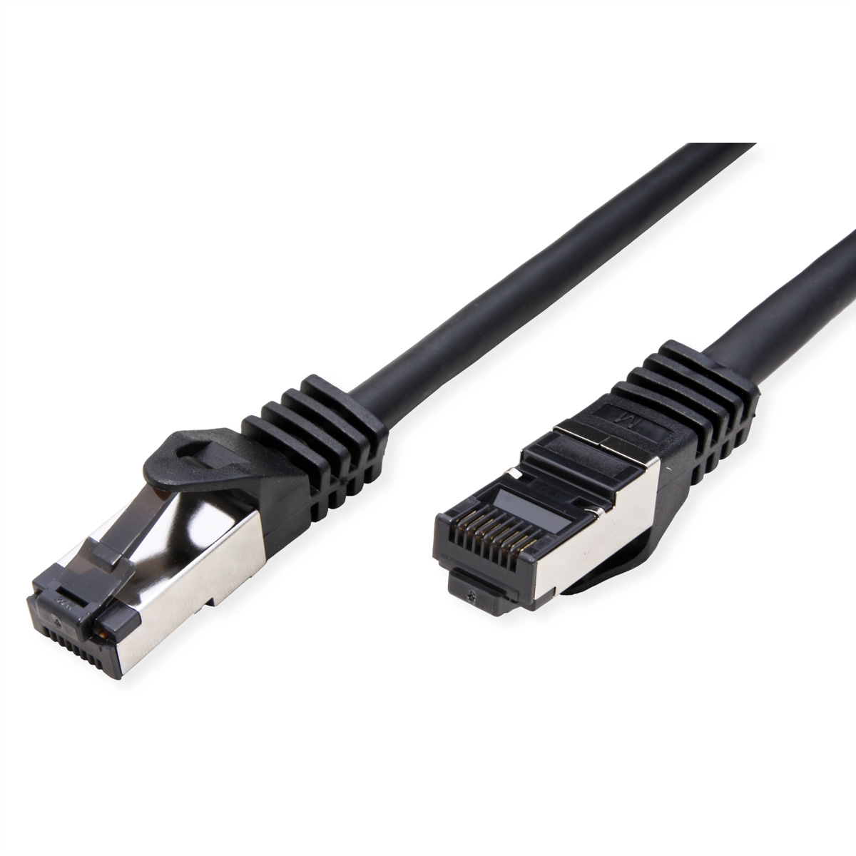 Deux connecteurs de câble Ethernet noirs avec contacts argentés sur fond blanc.