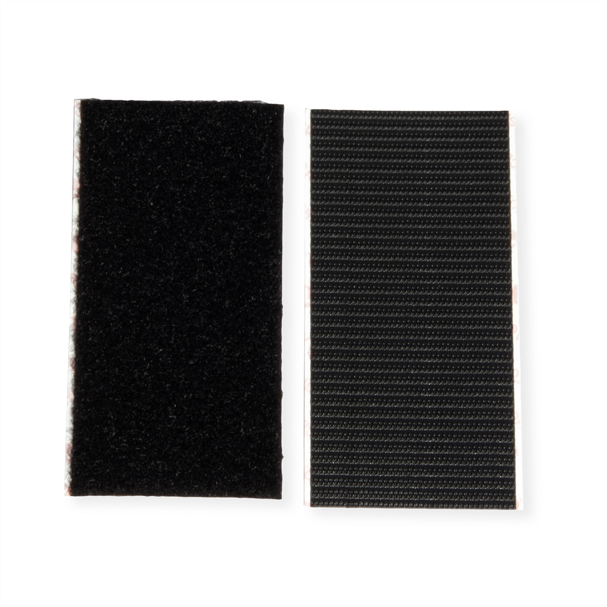 Twee zwarte klittenbandstrips naast elkaar op witte achtergrond.