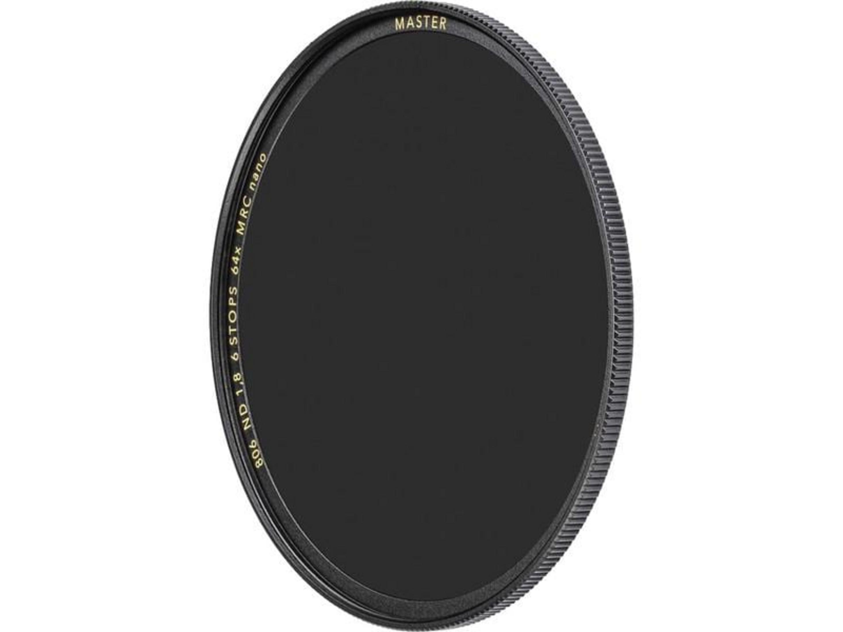 Ein runder, schwarzer Kamerafilter mit goldener Beschriftung 'MASTER' und '64x ND 1,8 6 STOPS'.