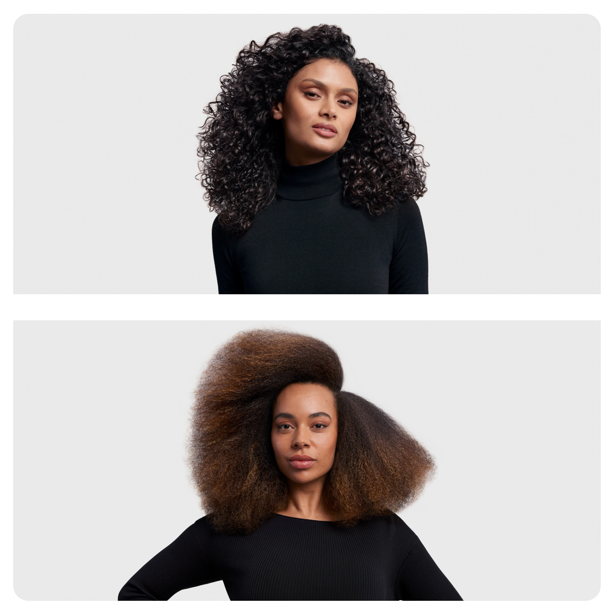 Zwei Frauen mit voluminösem Haar, eine mit schwarzen Locken, die andere mit braunem Afro.