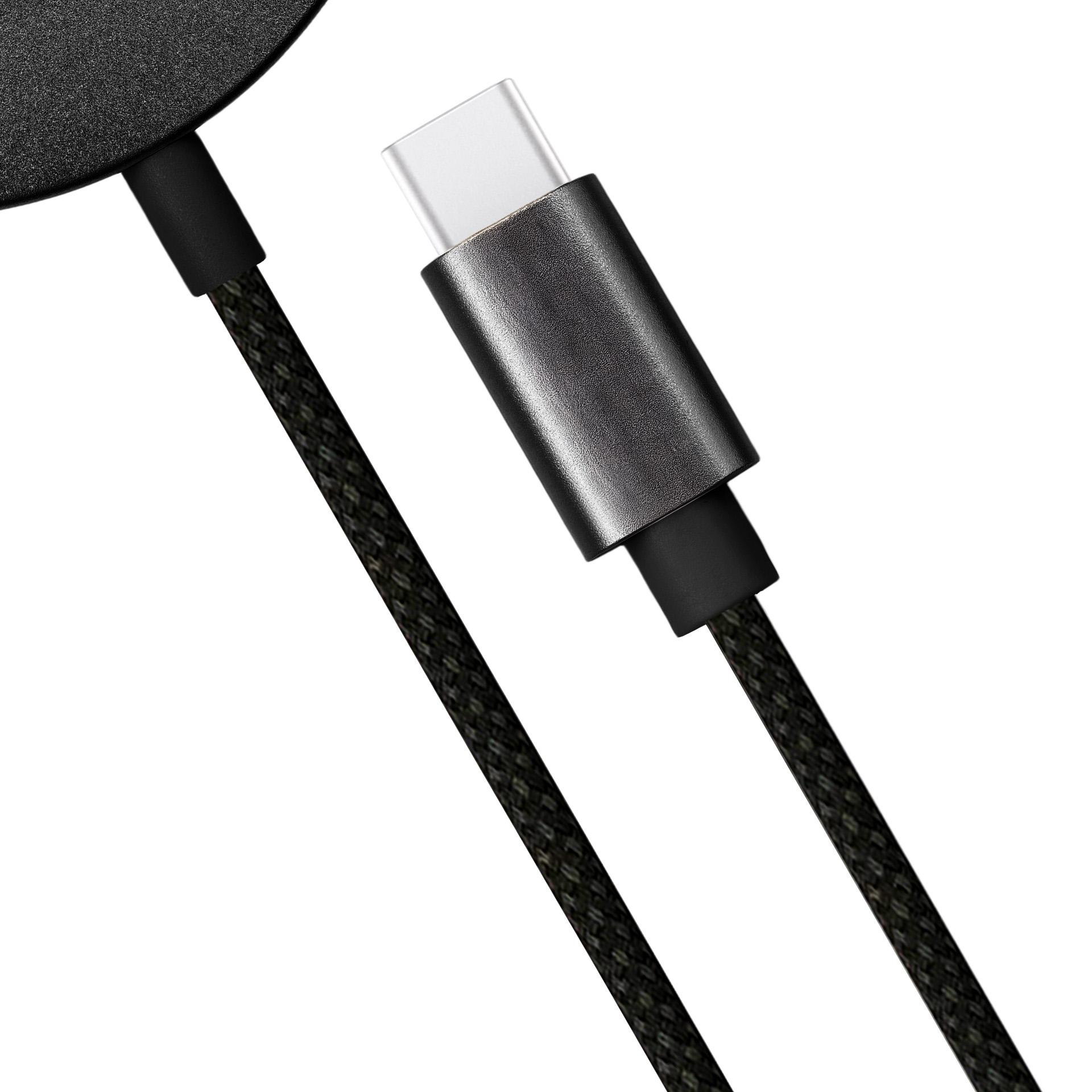 Czarny kabel USB-C ze srebrną wtyczką na białym tle.