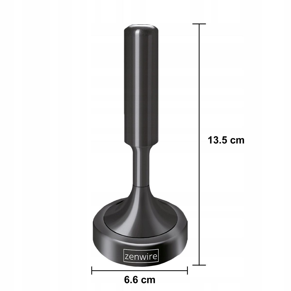 Czarny stojak Zenwire, wysoki na 13,5 cm, szeroki na 6,6 cm.