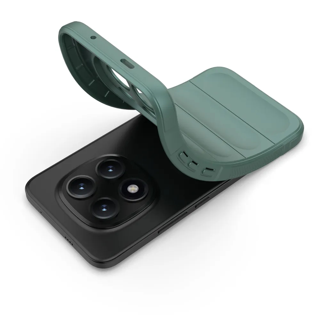 Groene telefoonhoes wordt over een zwarte smartphone met vier camera's geplaatst.