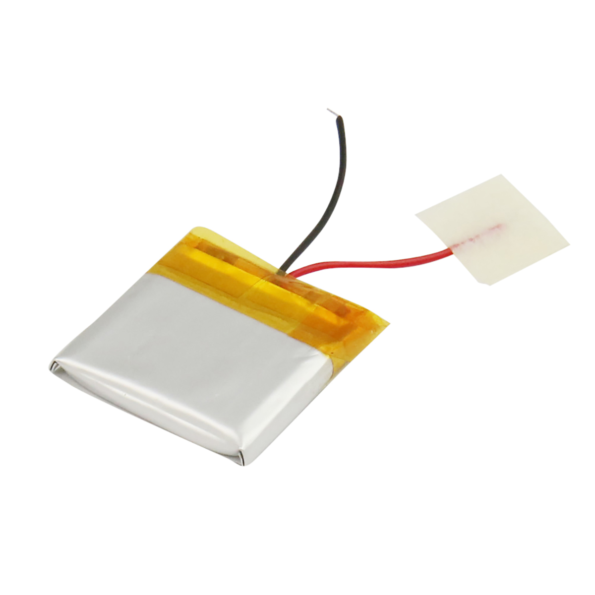 Una piccola batteria rettangolare con fili rosso e nero.