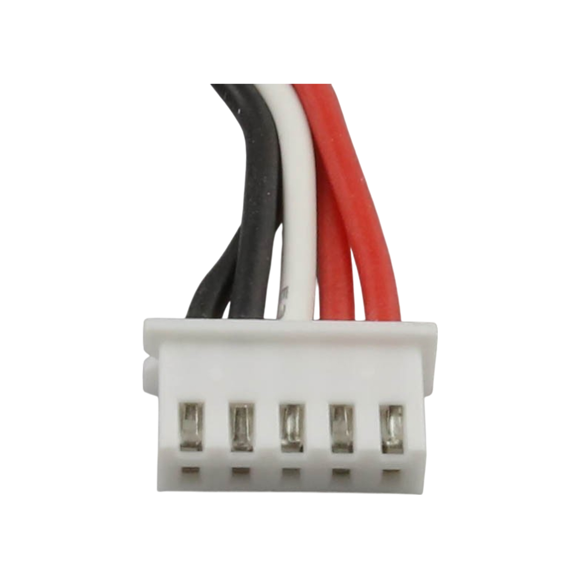 Un connettore bianco con quattro pin e tre fili: nero, bianco e rosso.