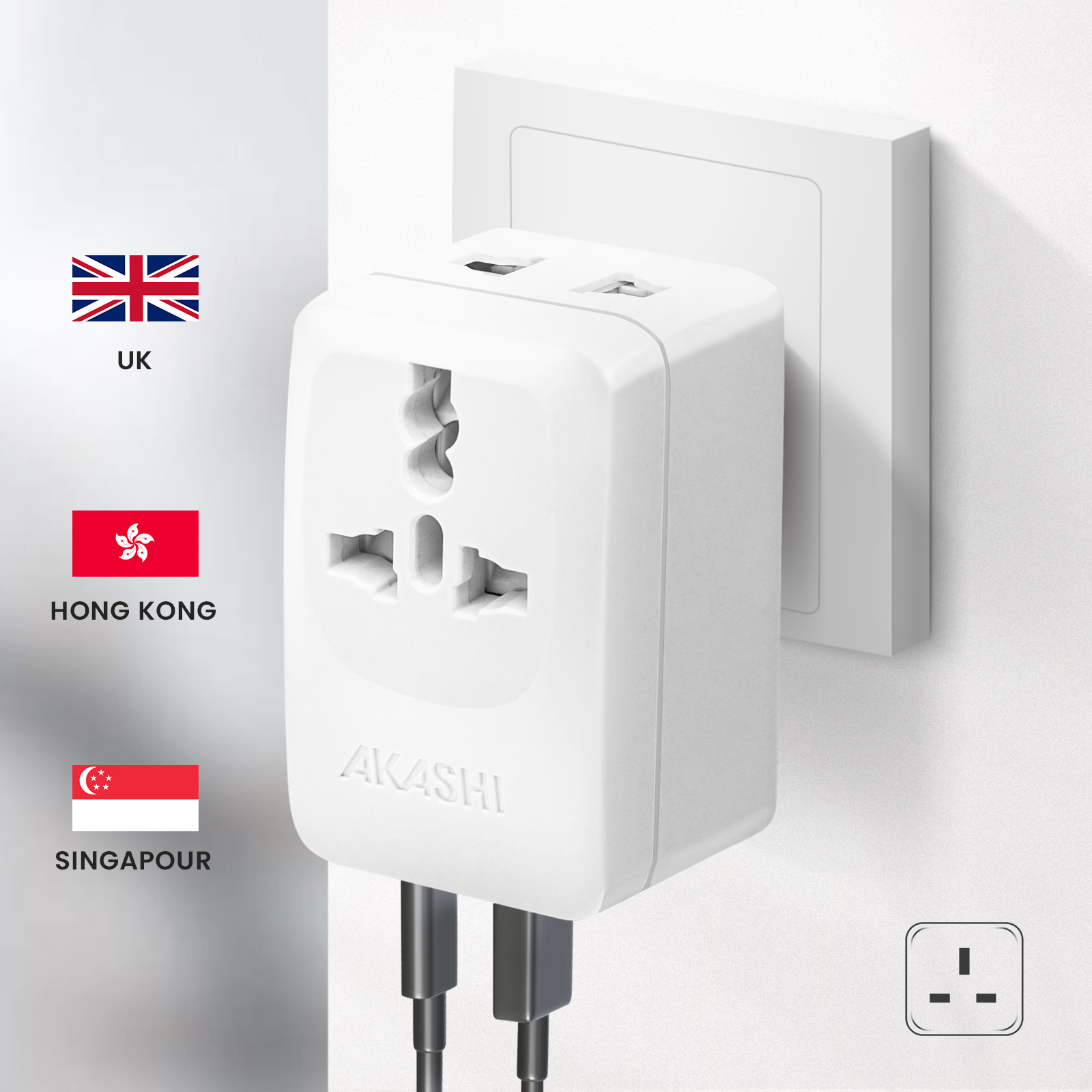 Un adaptador de viaje blanco con múltiples enchufes conectado a una toma de pared.