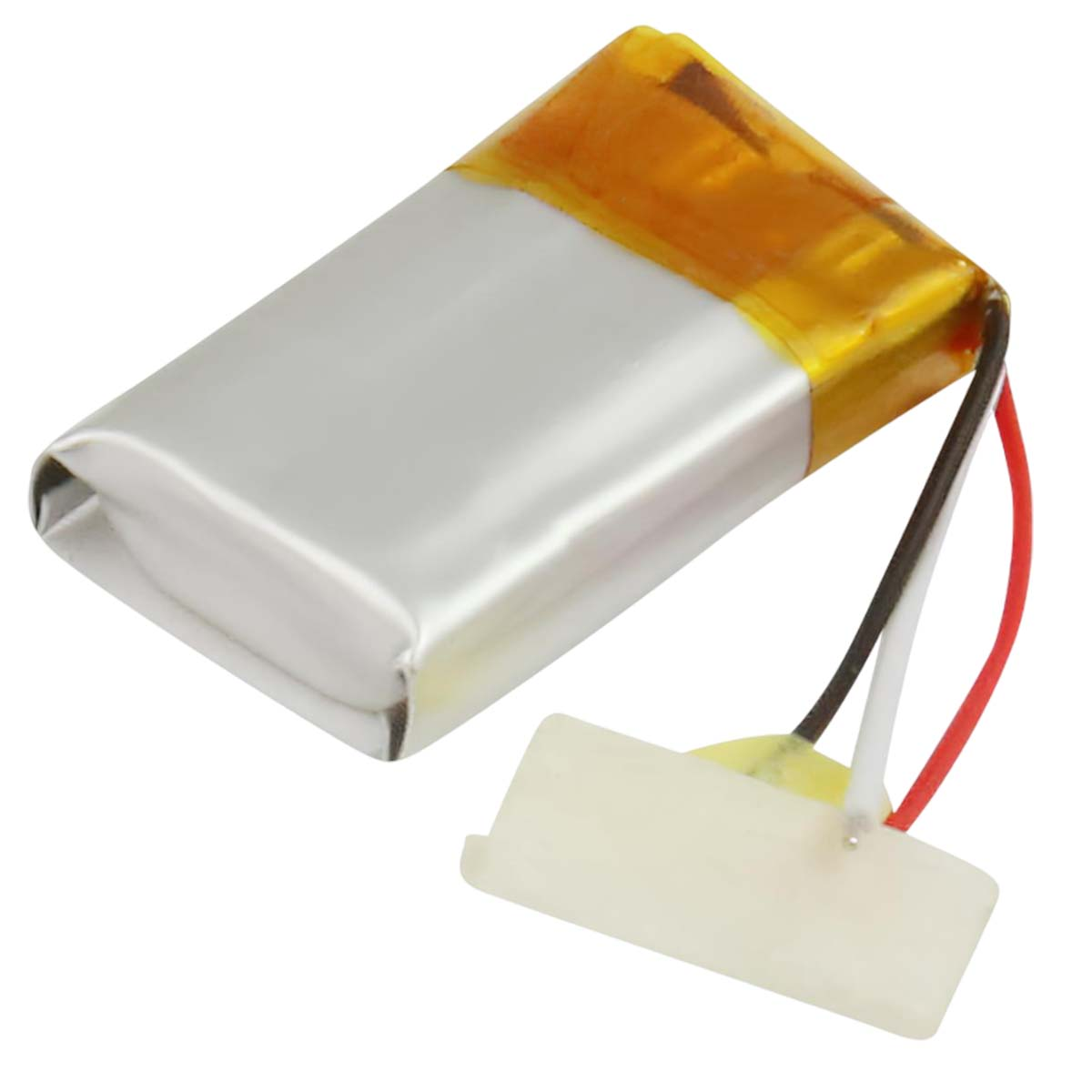 Piccola batteria rettangolare con involucro argentato, nastro giallo e tre fili.