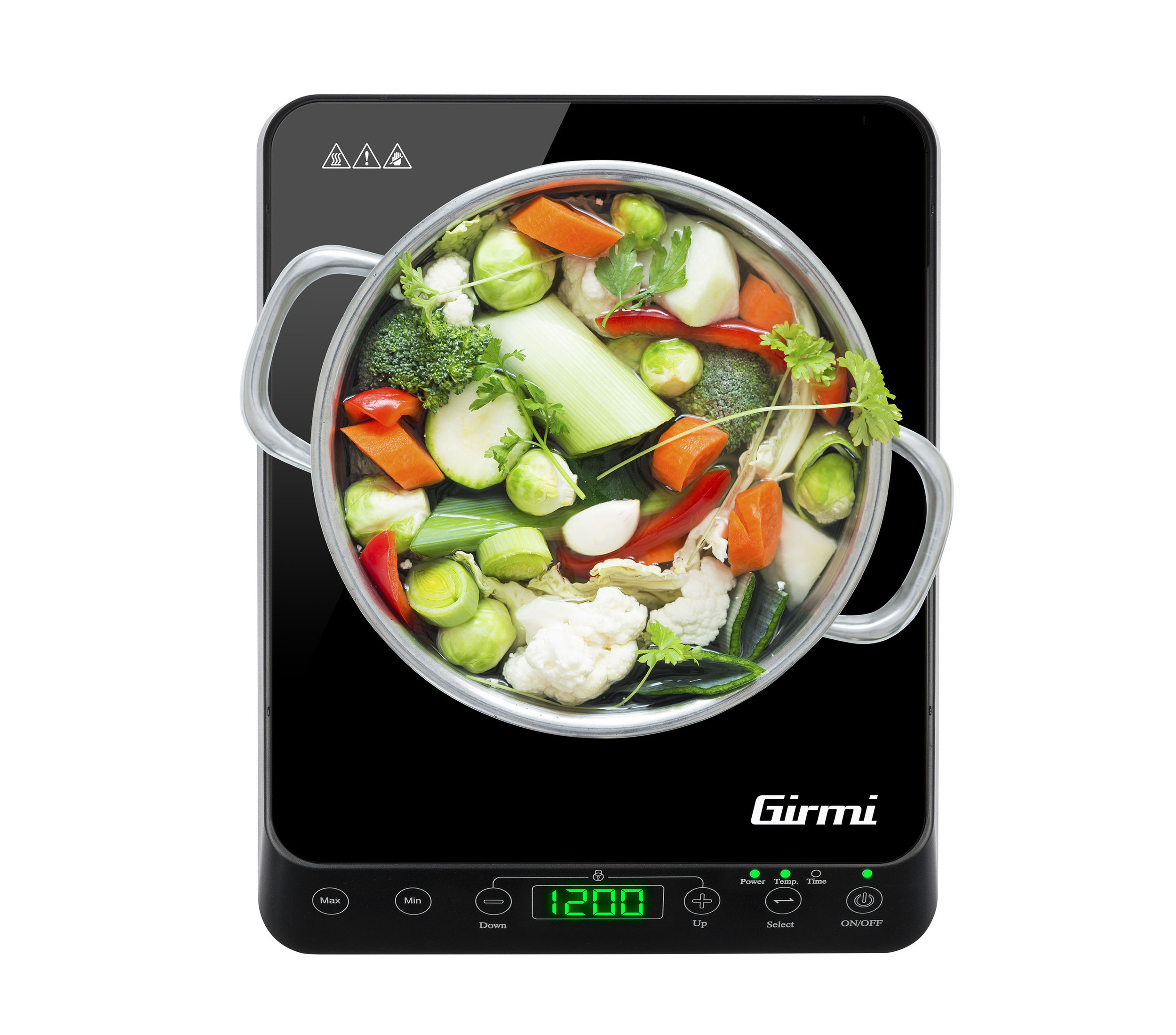 Garnek z różnorodnymi warzywami na czarnej płycie indukcyjnej z cyfrowym wyświetlaczem pokazującym 1200.