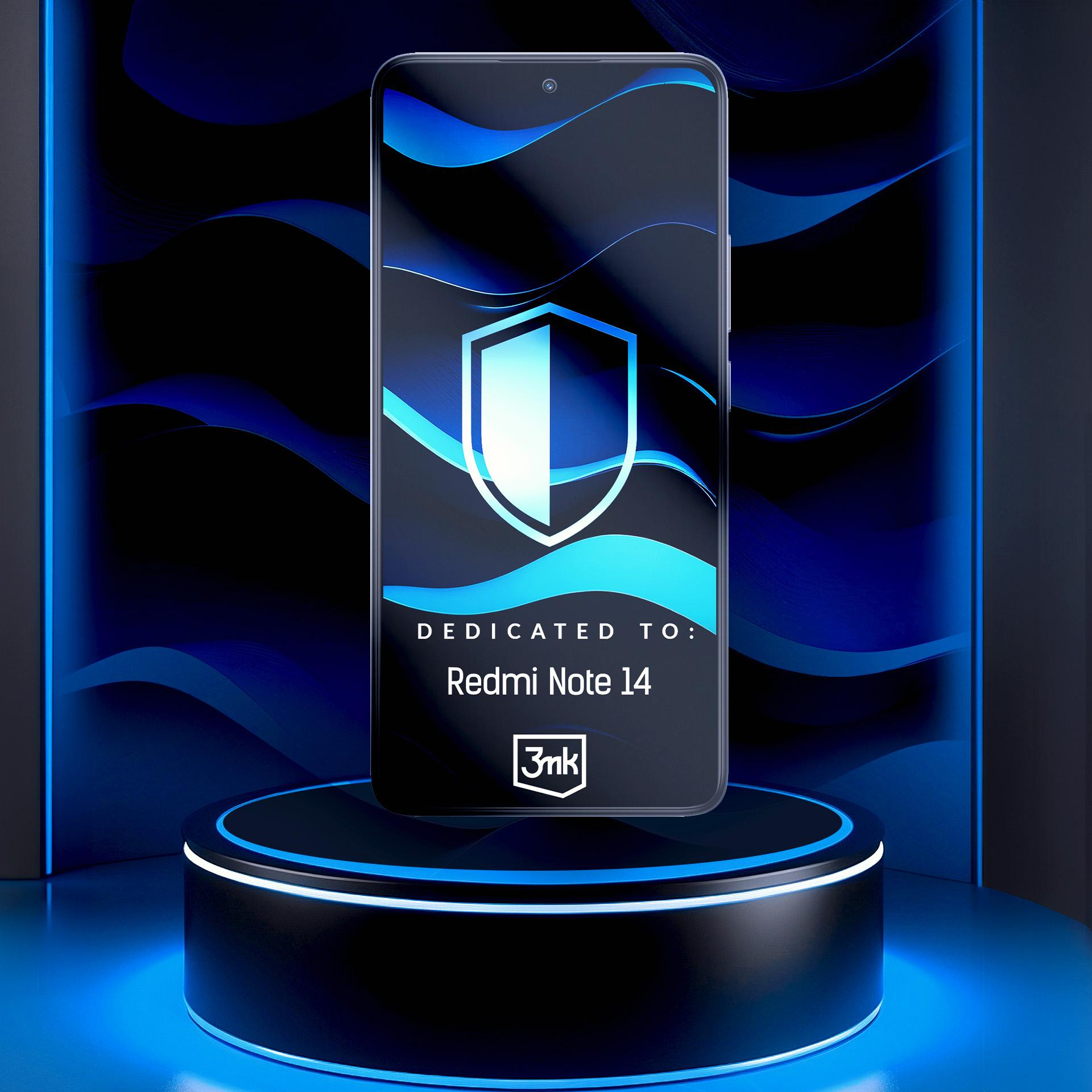 Uno smartphone nero con un logo a scudo illuminato di blu e la scritta "DEDICATED TO: Redmi Note 14" è esposto su un supporto rotondo.