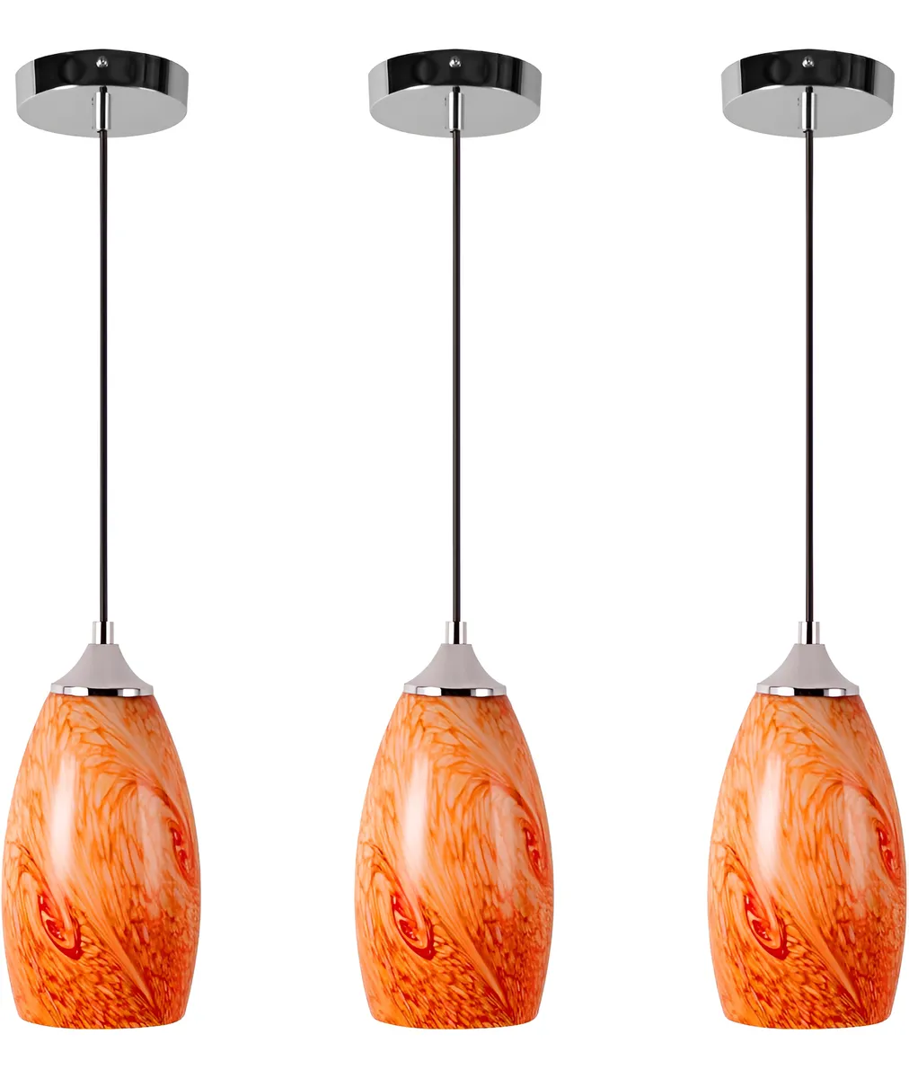 Tres lámparas colgantes naranjas con remolinos y placas plateadas.