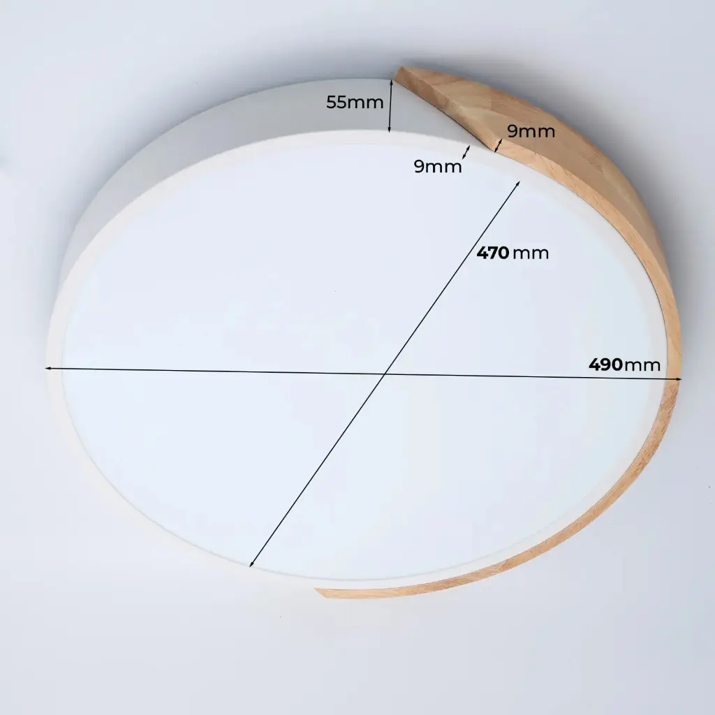 Luz de techo blanca con borde de madera, dimensiones 490mm y 470mm.