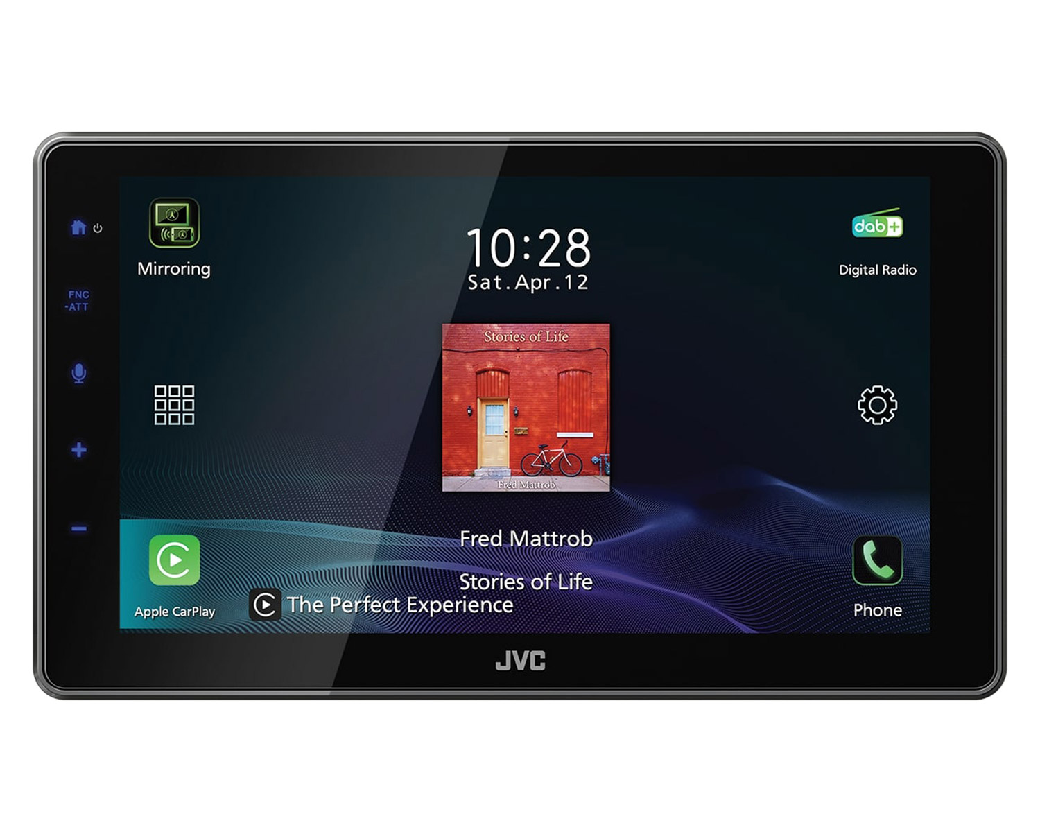 JVC Autoradio mit Touchscreen zeigt Uhrzeit, Musik und App-Symbole.