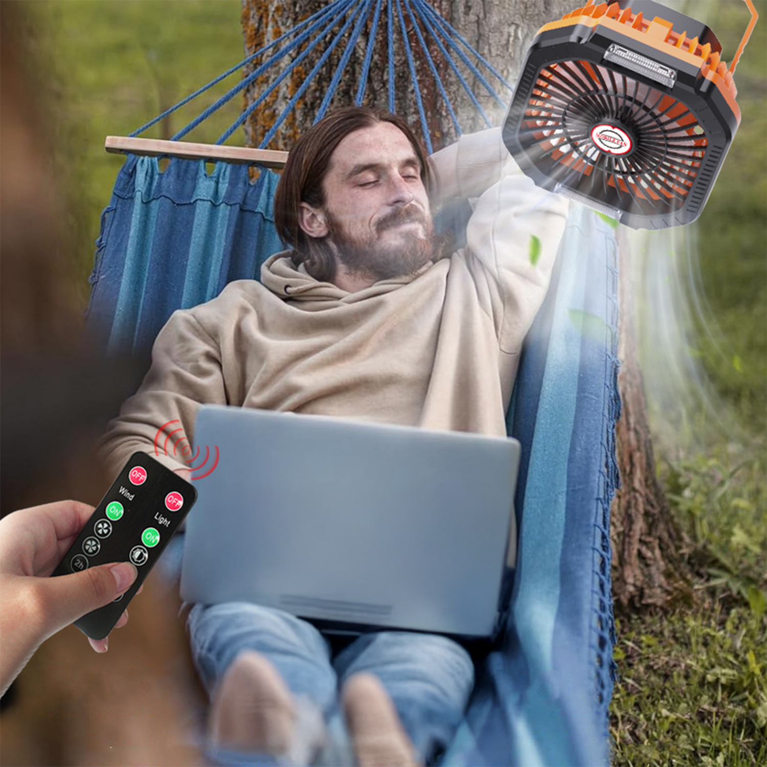 Uomo in amaca con laptop, controllato da telecomando e ventilatore.