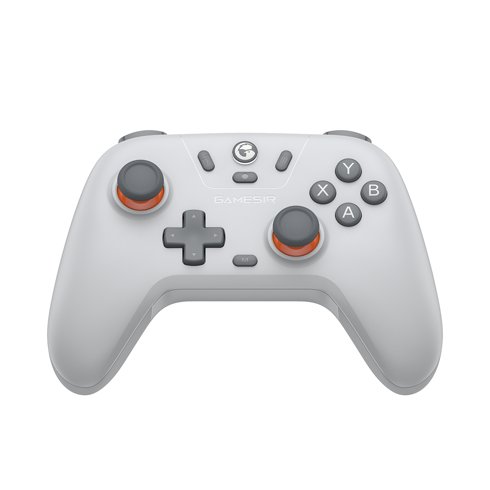Un controller di gioco bianco con accenti grigi e arancioni, pulsanti e joystick.