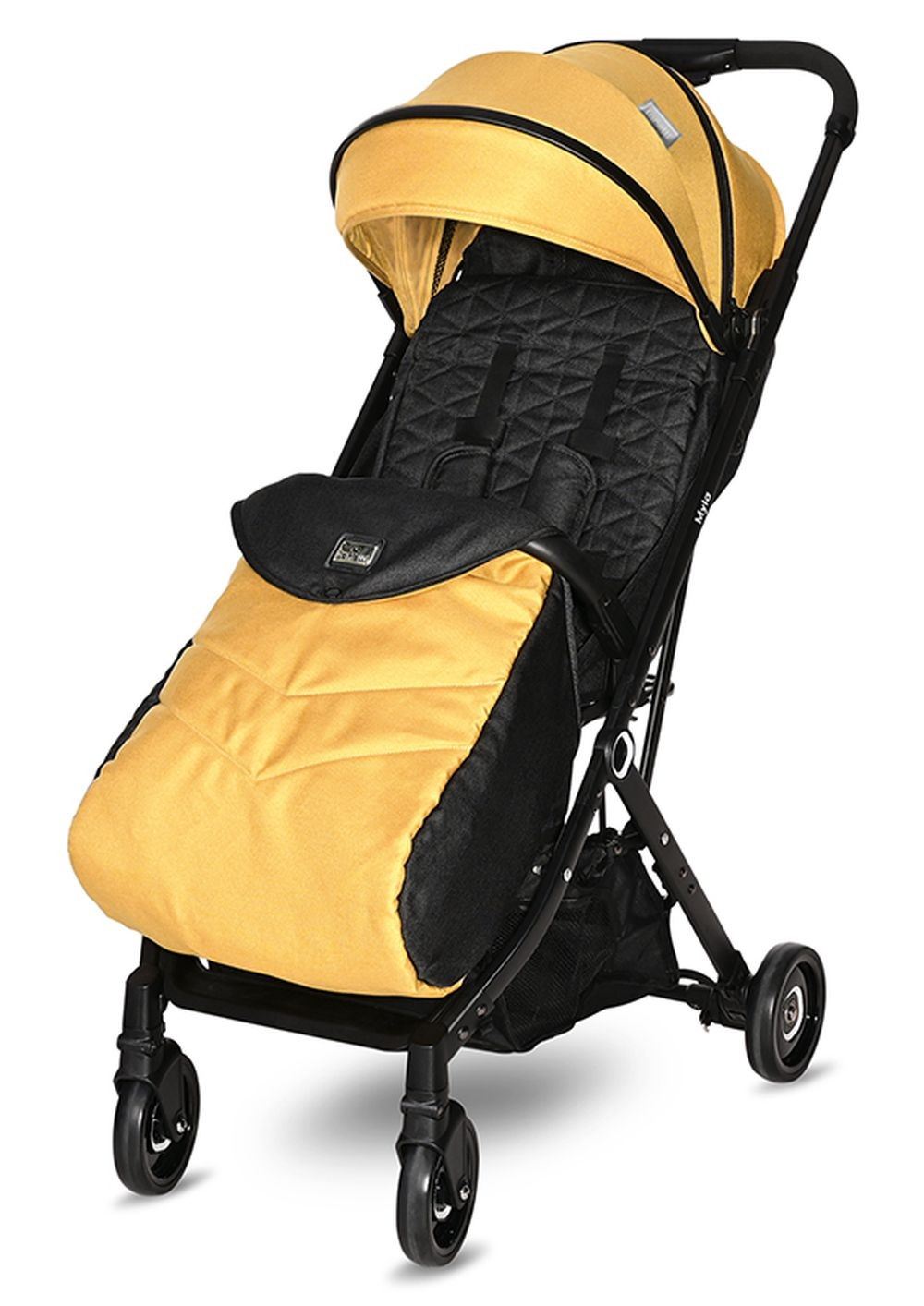 Ein gelber Kinderwagen mit schwarzer Polsterung und Kapuze.