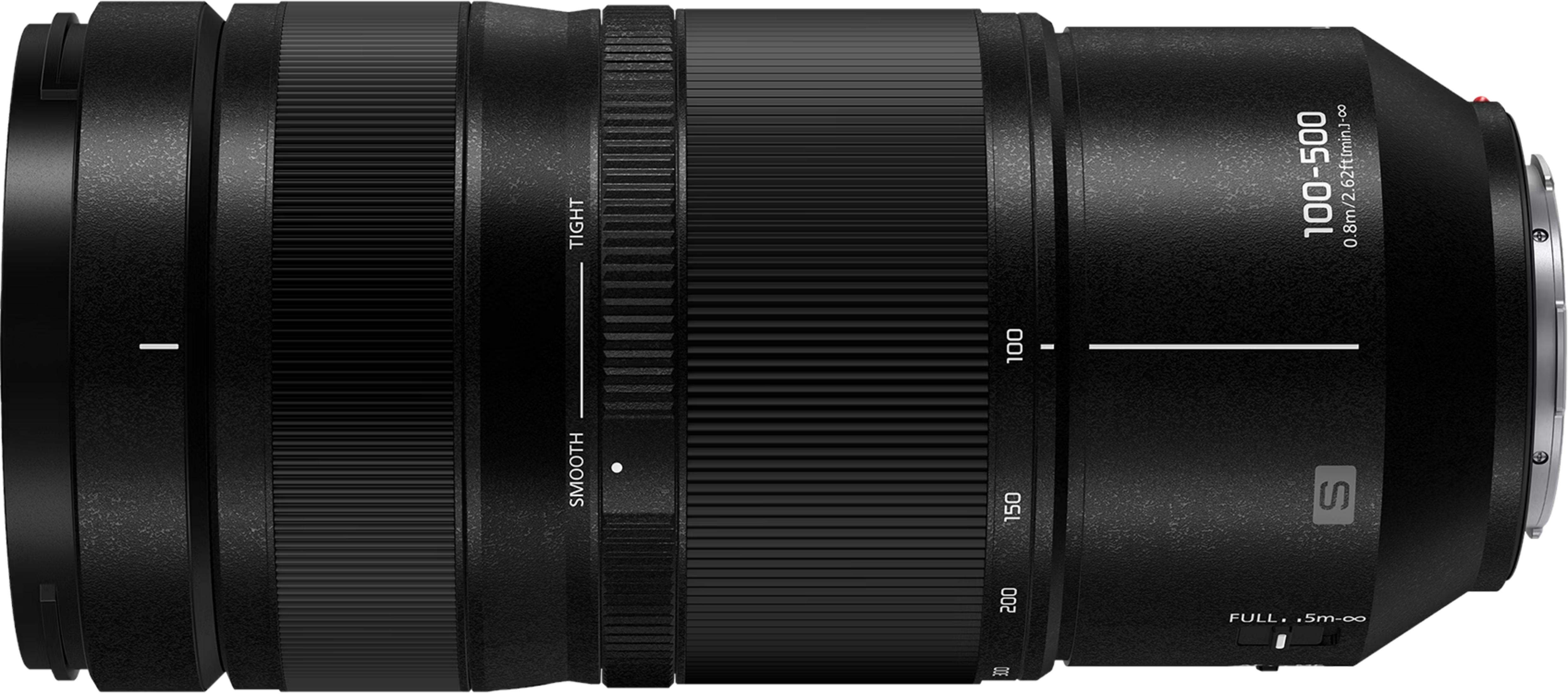 Zwarte cameralens met zoomring, gelabeld 100-500.