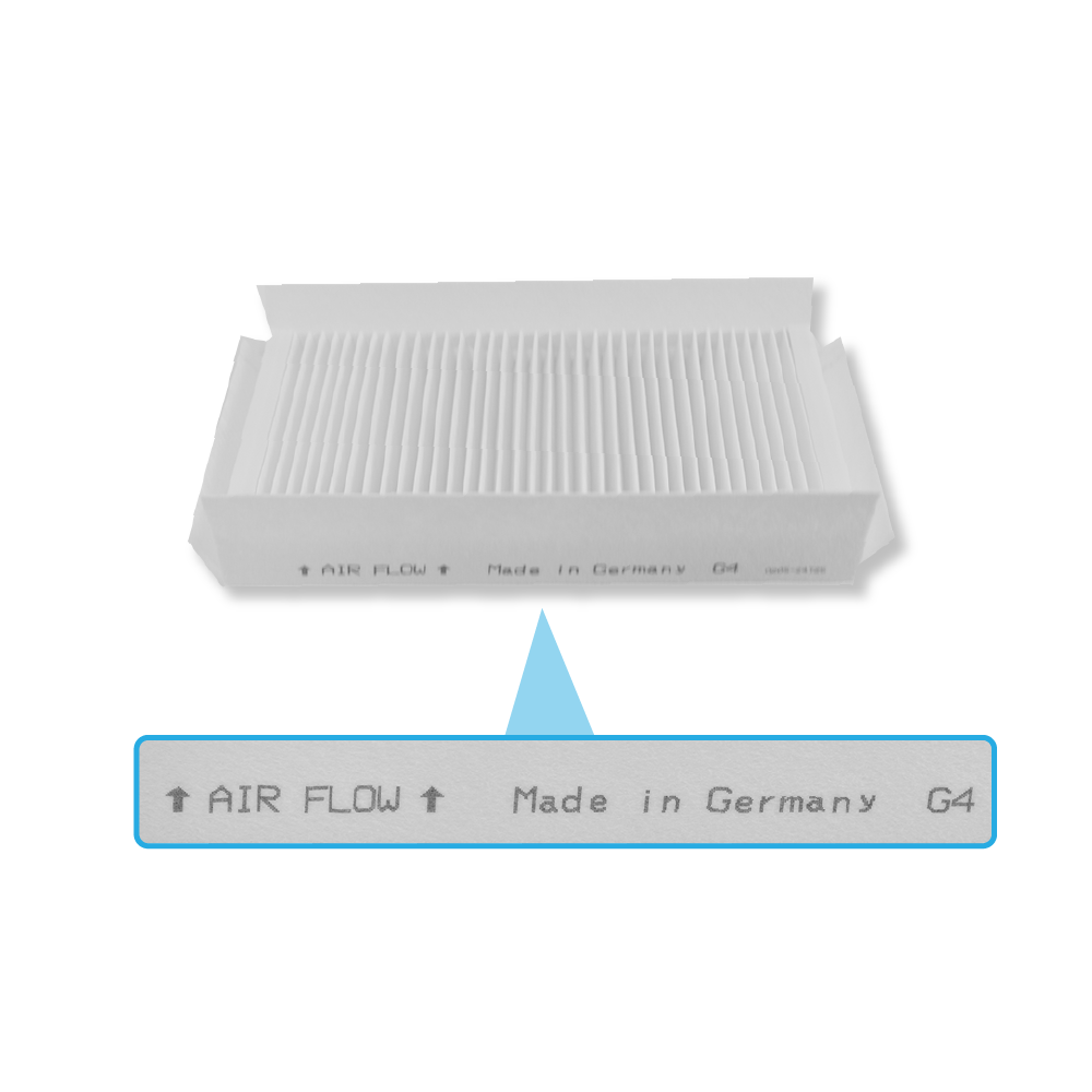 Un filtro dell'aria bianco con la scritta "AIR FLOW Made in Germany G4".
