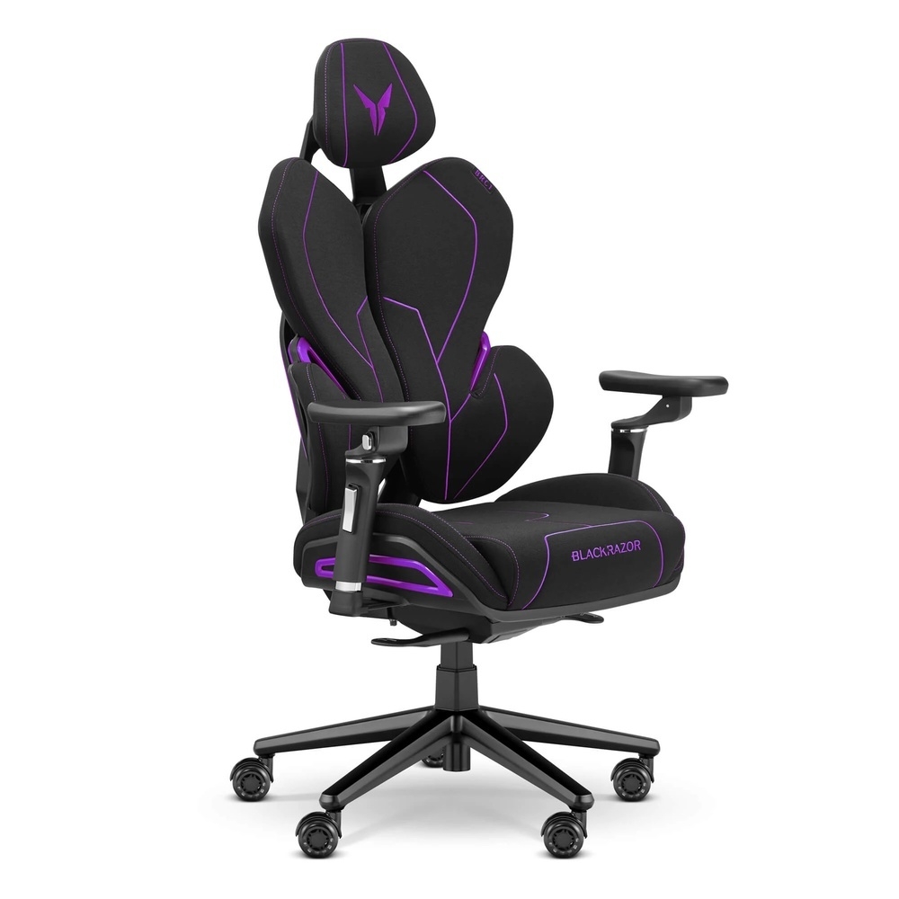 Czarny fotel gamingowy z fioletowymi akcentami i logo na zagłówku.