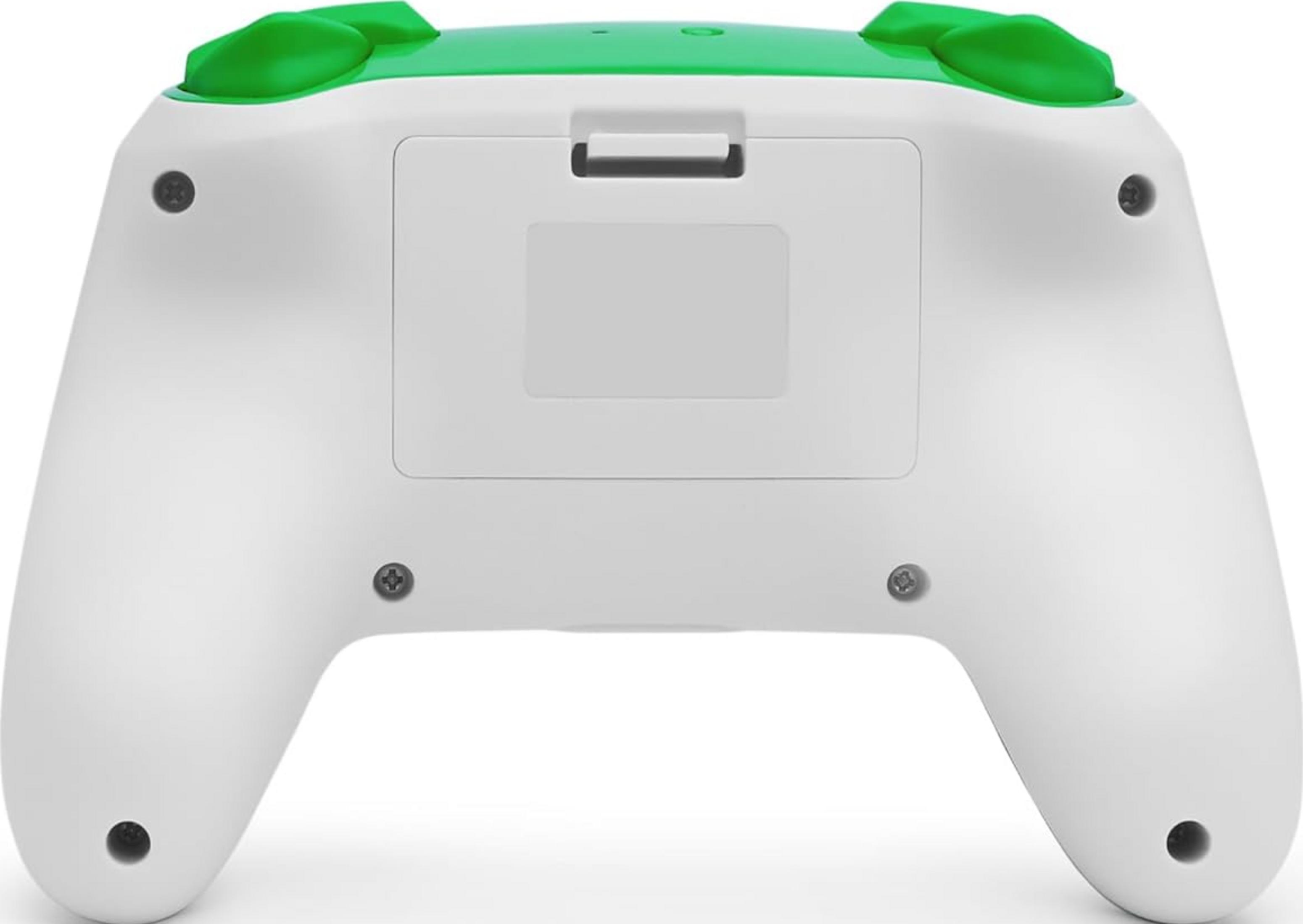Un controller bianco con accenti verdi e viti.