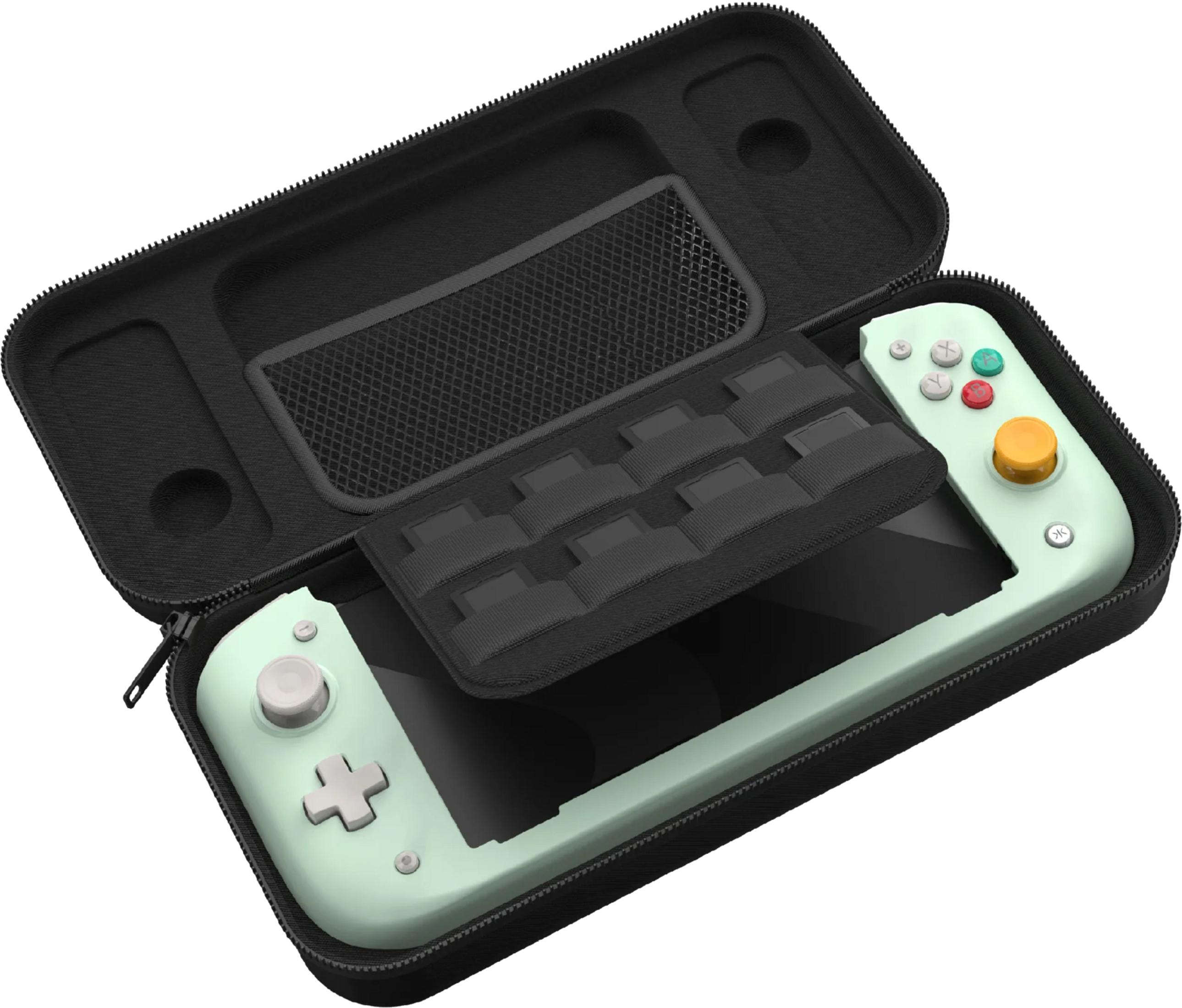Ein mintgrüner Handheld-Controller in einer offenen schwarzen Tasche mit Speicherkartenfächern.