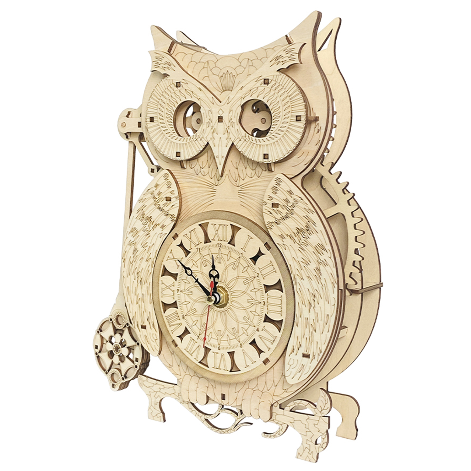 Orologio gufo in legno con numeri romani e ali dettagliate.