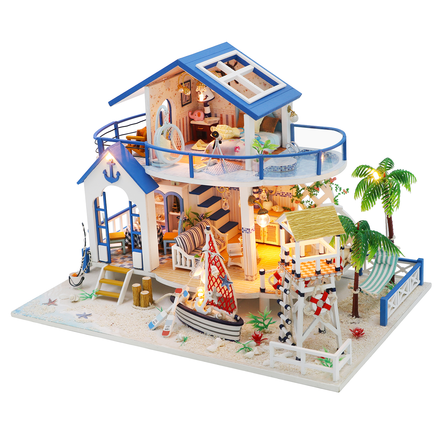 Mini casa sulla spiaggia con barca, torre di salvataggio e palme.