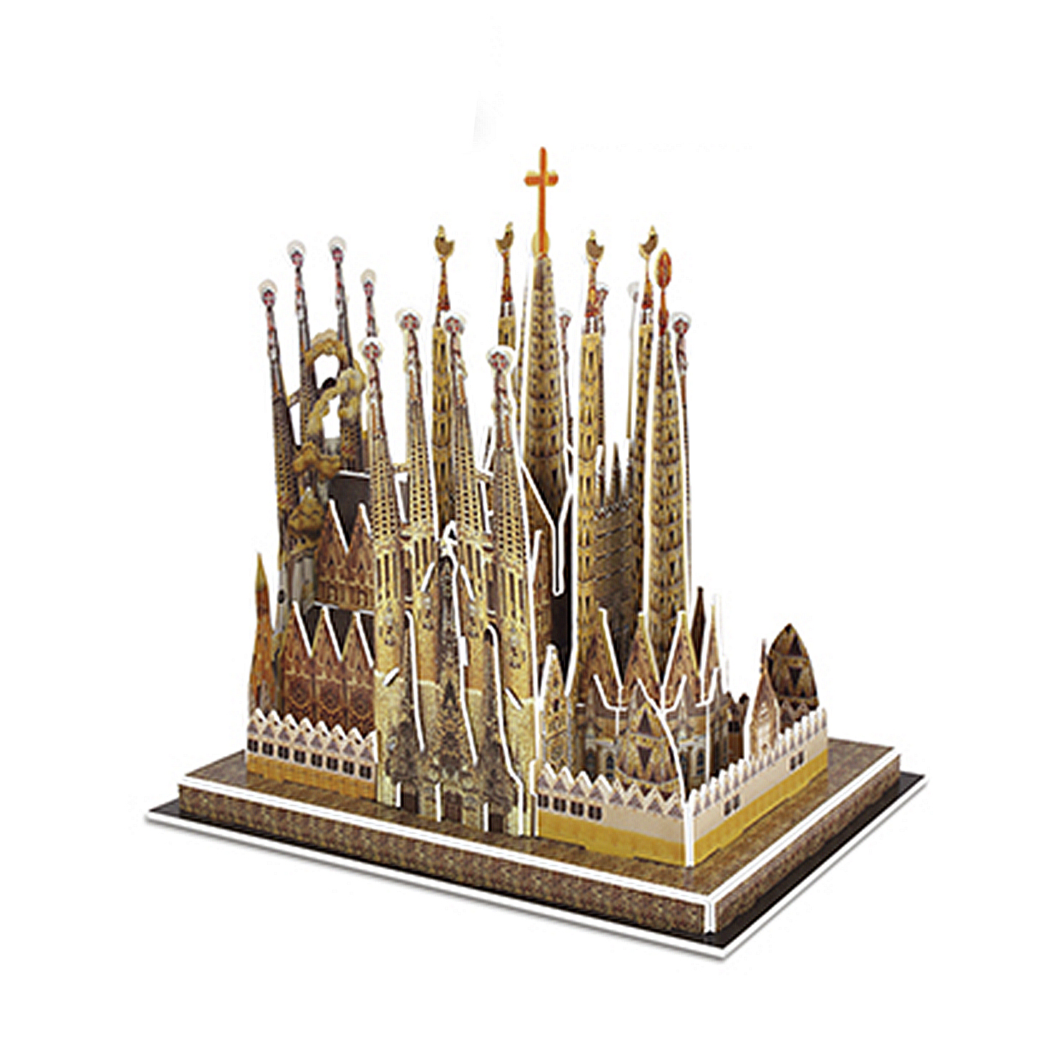 Un dettagliato modello puzzle 3D della Sagrada Familia con guglie dorate e marroni.