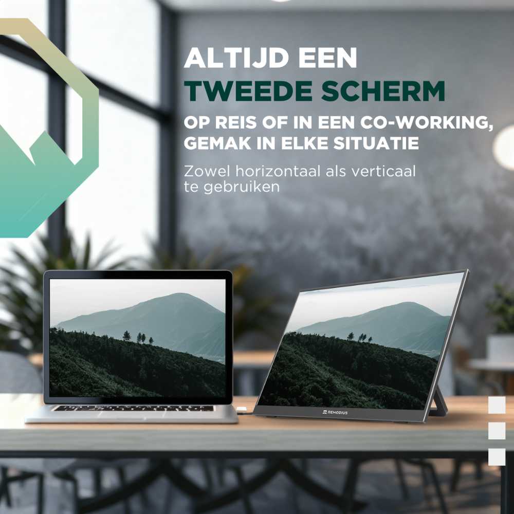 Un ordinateur portable et un second écran sur un bureau, affichant des montagnes.