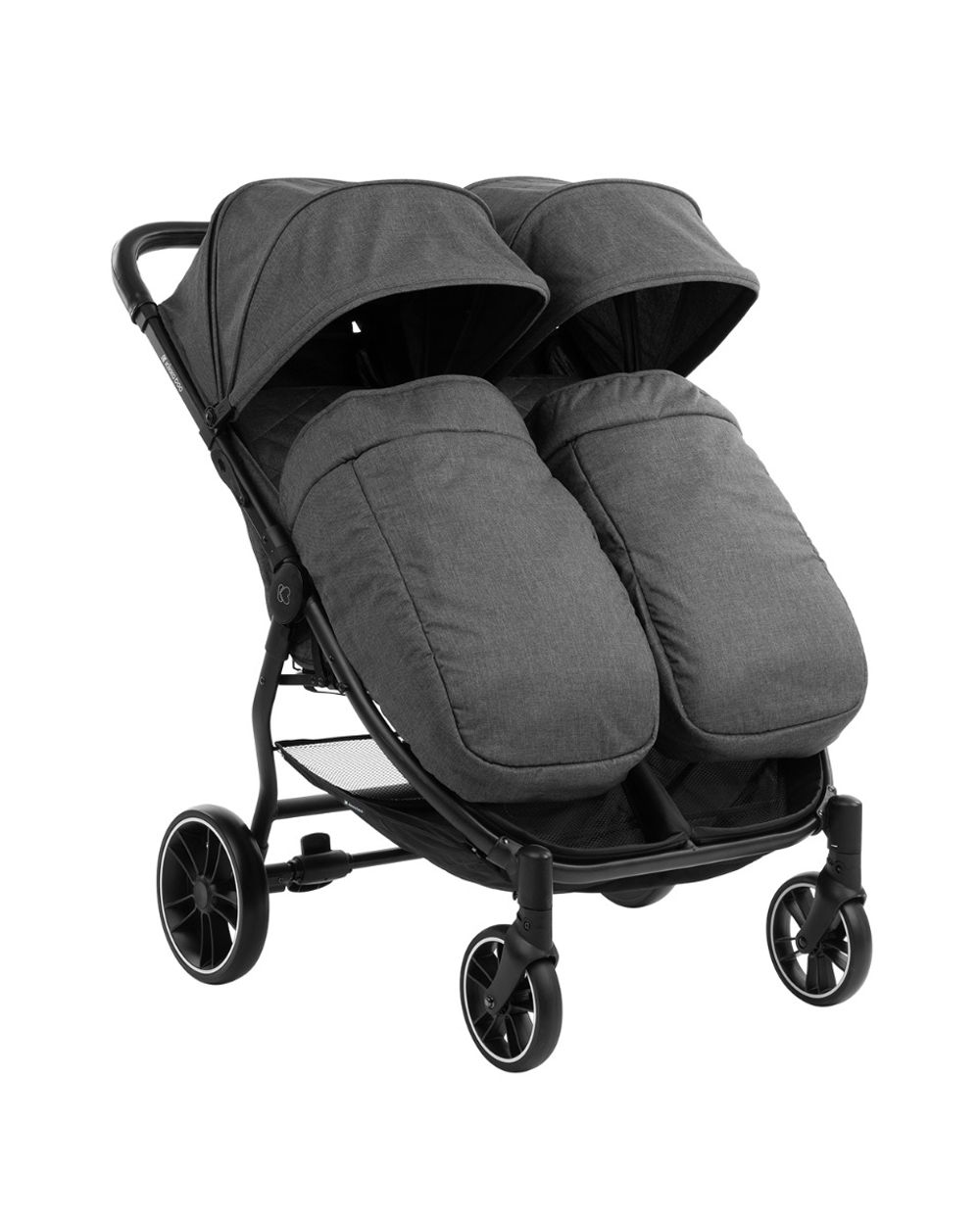 Ein grauer Zwillingskinderwagen mit zwei Sitzen und Verdeck.