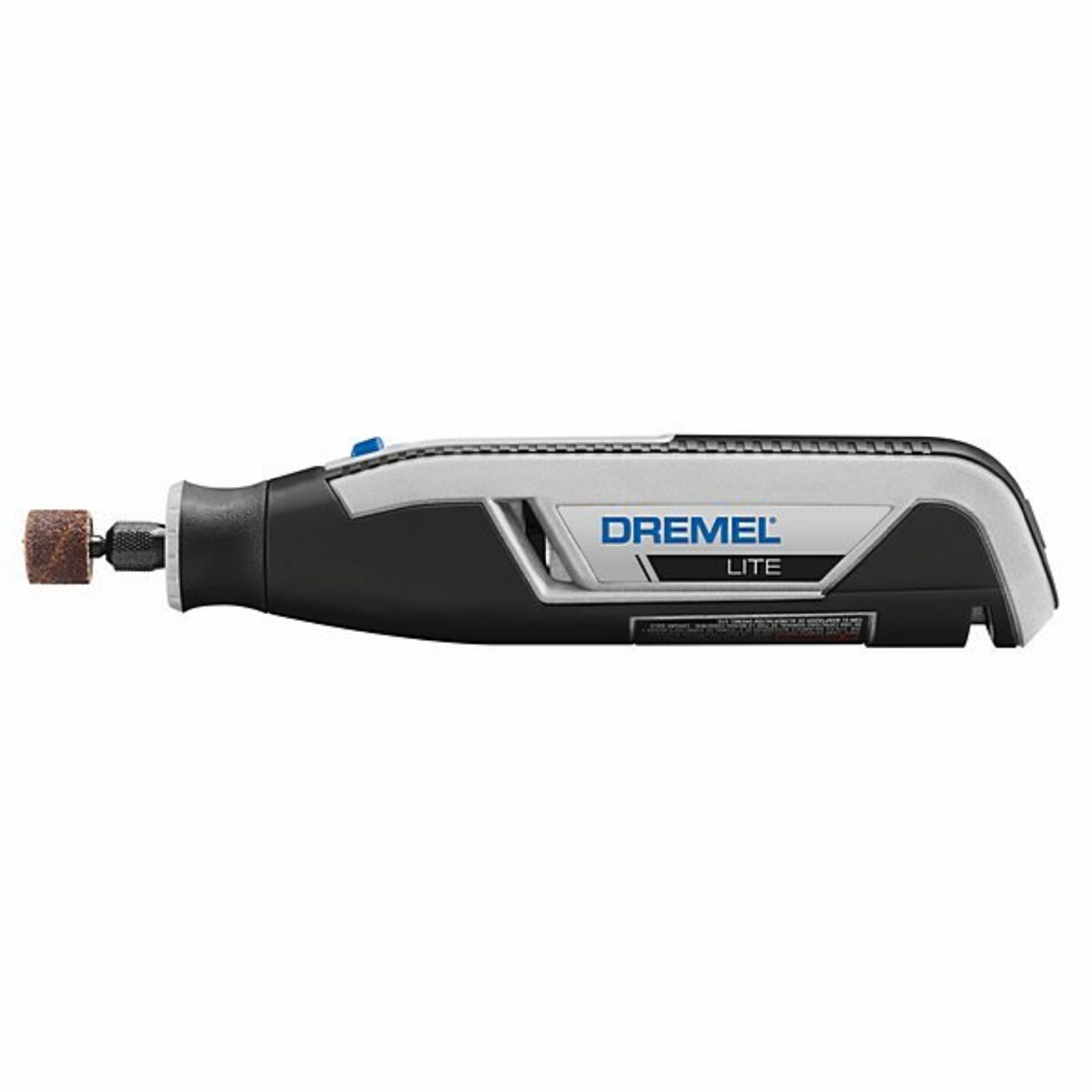 Ein schwarzes und silbernes Dremel Lite Werkzeug mit braunem Schleifaufsatz.