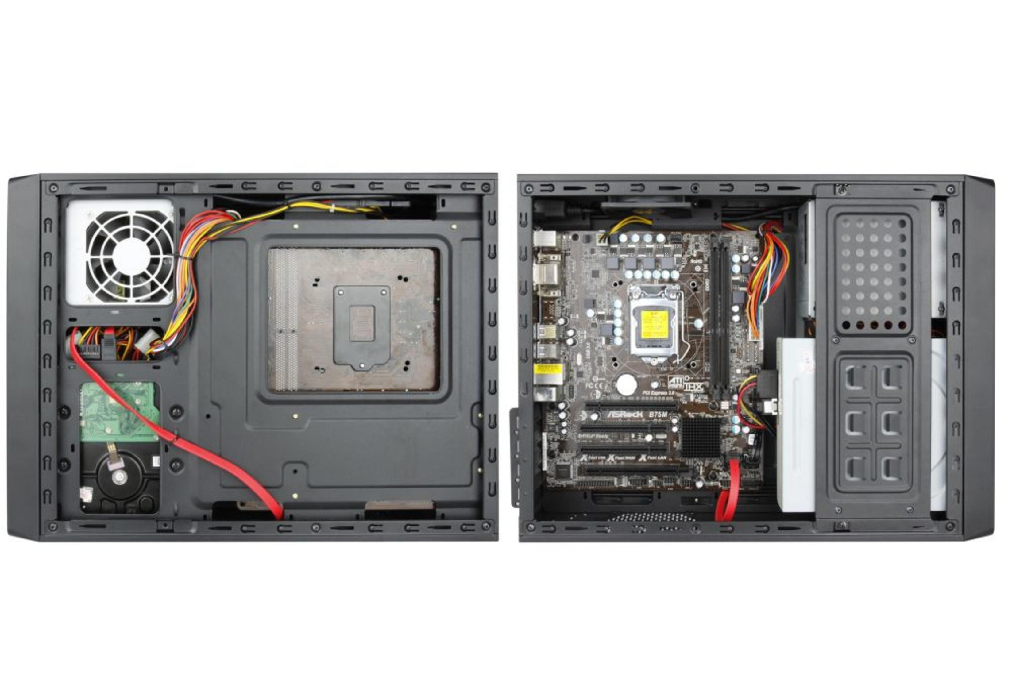 Interno del computer con scheda madre, ventola, disco rigido e cavi.