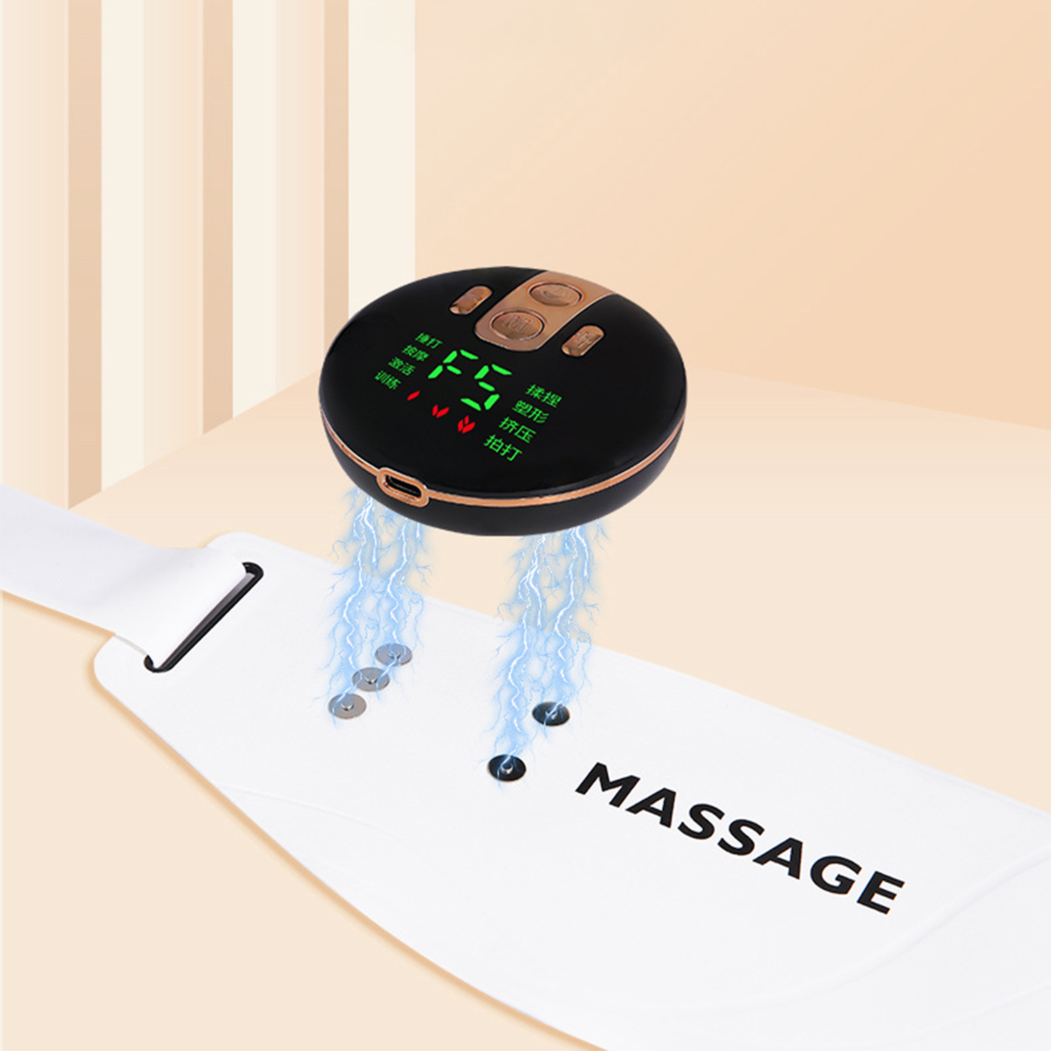 Un dispositivo de masaje negro con efectos de rayos azules y un cinturón blanco con la etiqueta MASSAGE.