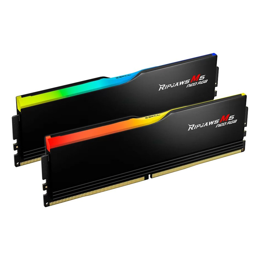 Dwa czarne moduły RAM G.Skill Ripjaws M5 z podświetleniem RGB.