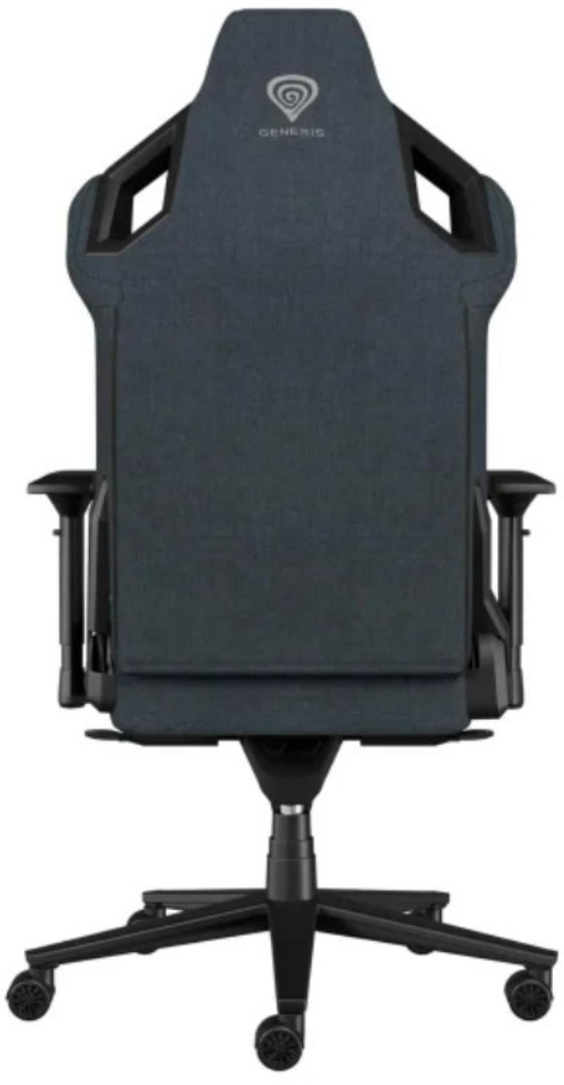 Rückansicht eines dunklen Gaming-Stuhls mit Genesis-Logo und schwarzen Armlehnen.