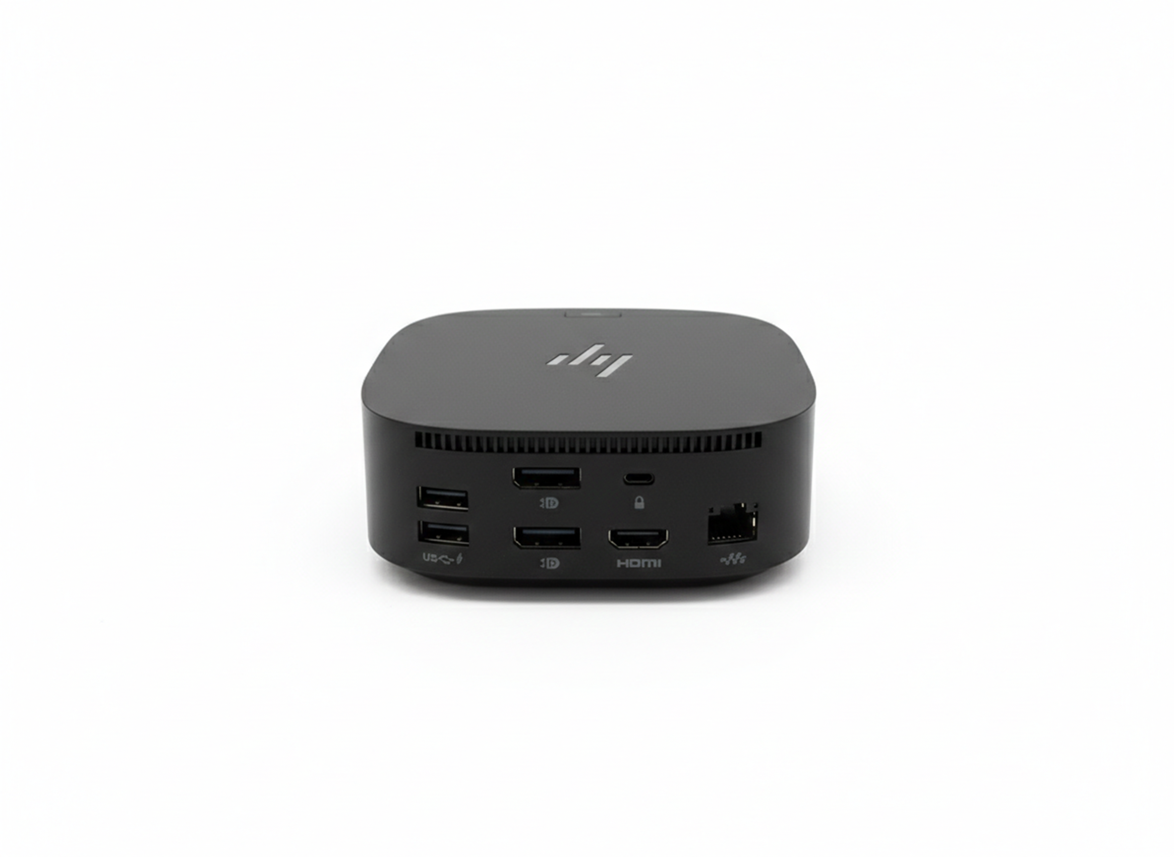 Czarny mini PC z portami: USB-C, USB-A, HDMI, Ethernet.
