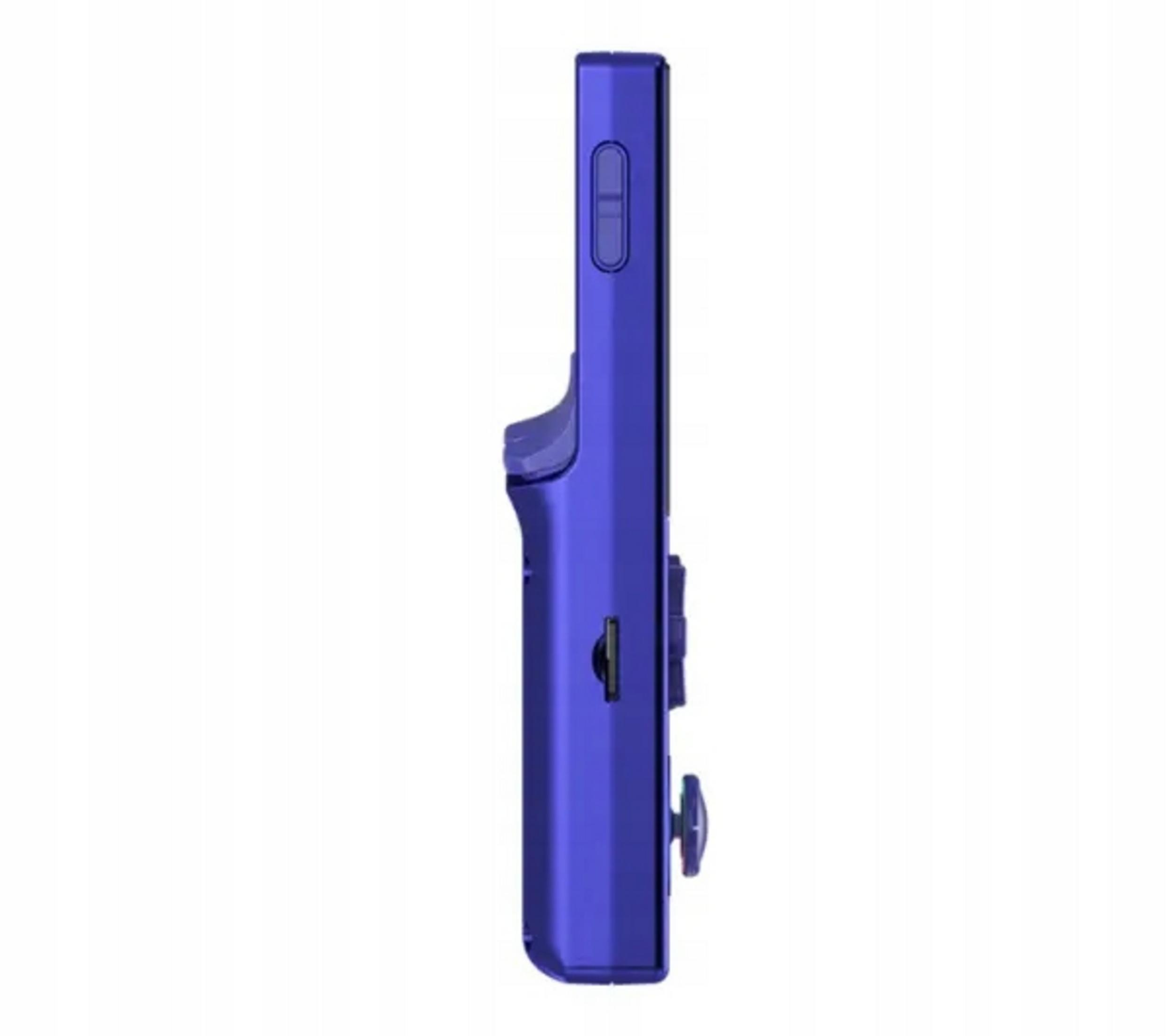 Un controller da gioco portatile blu con joystick e pulsanti.