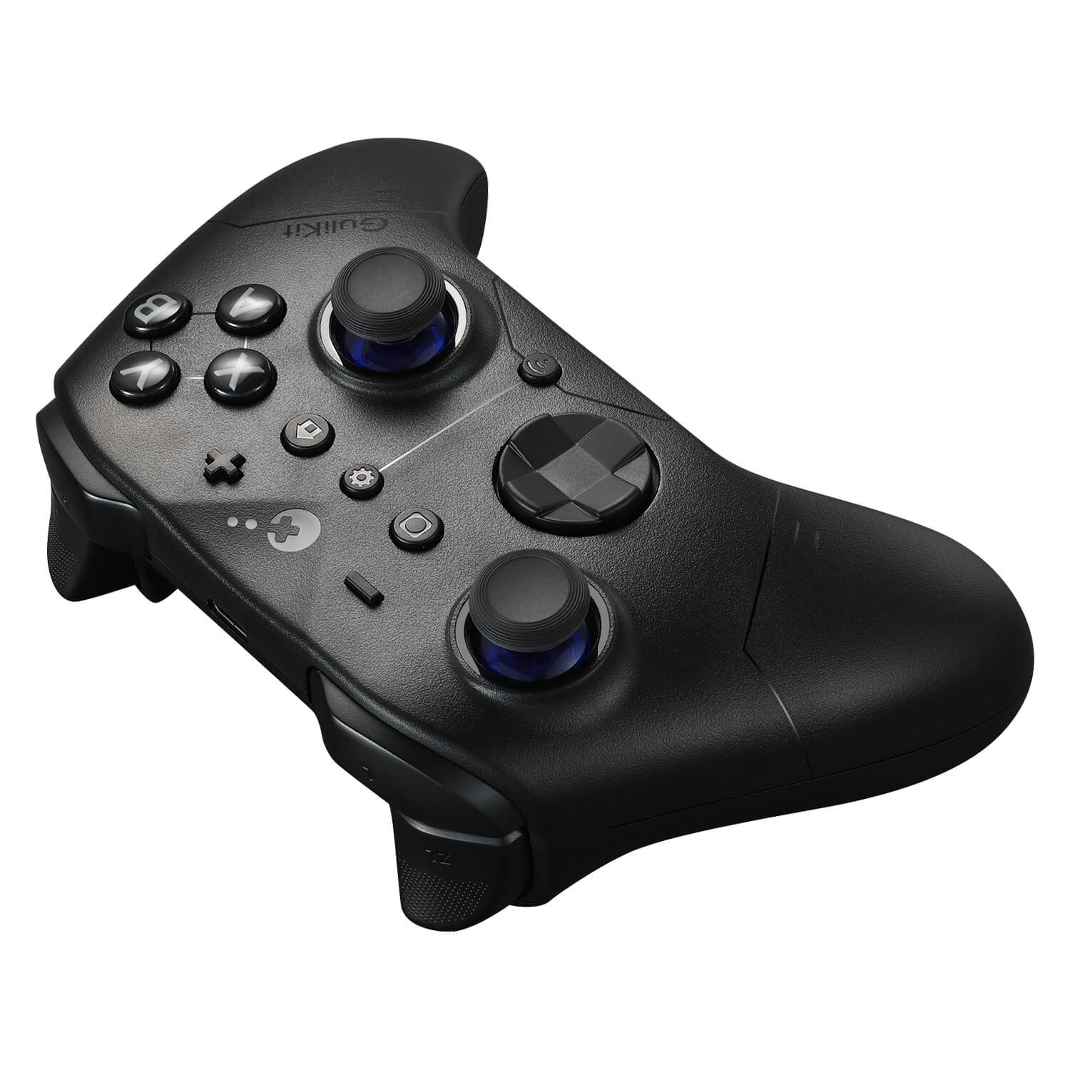 Mavi vurgulara, düğmelere ve joysticklere sahip siyah oyun kumandası.