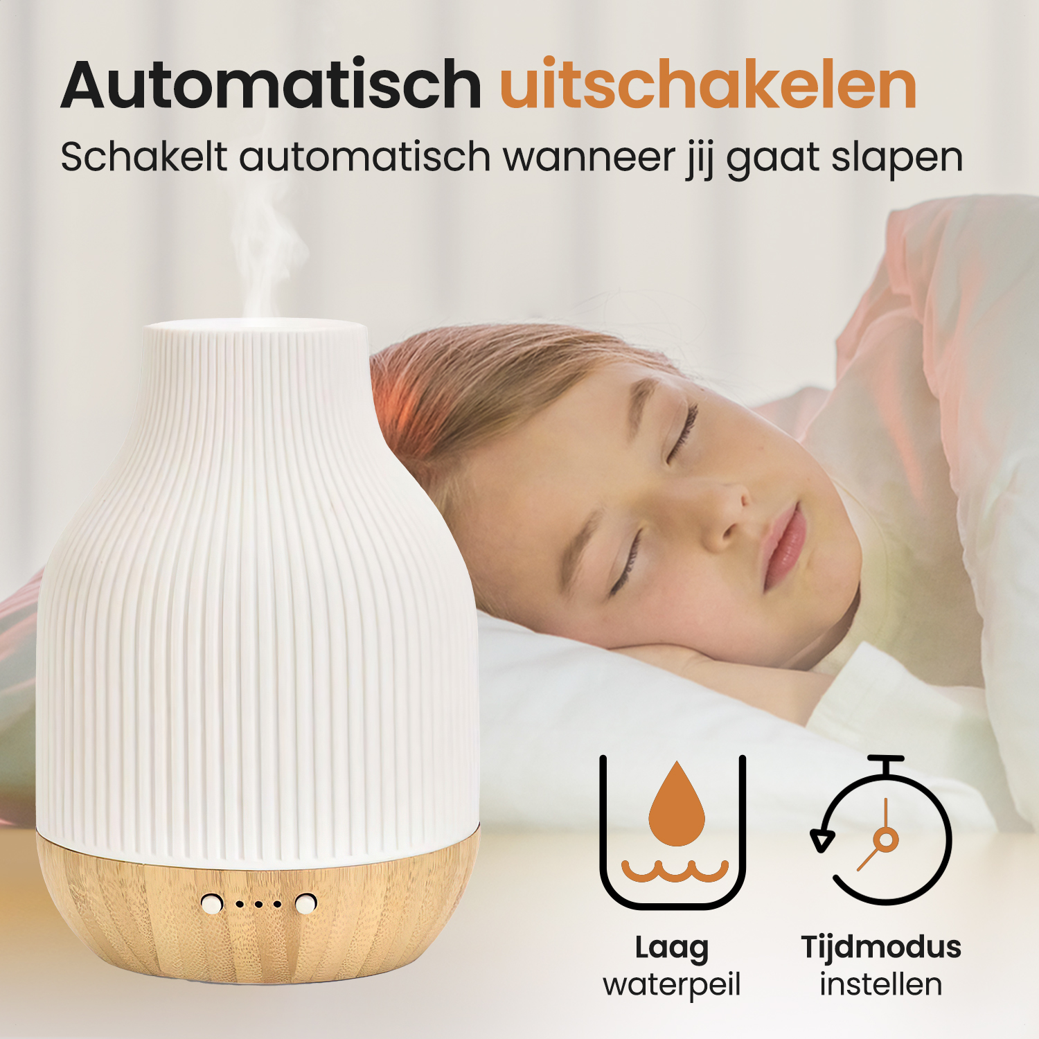 Een diffuser met stoom naast een slapend meisje. Iconen tonen laag waterpeil en timer.