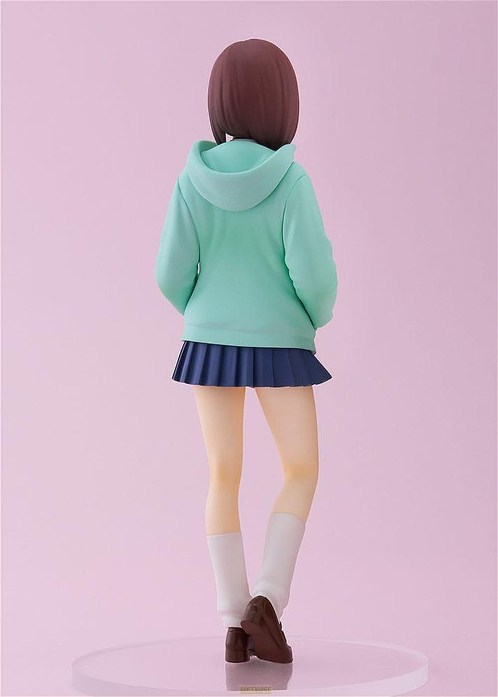 Vista trasera de figura con bob castaño, sudadera verde menta, falda plisada y calcetines blancos.